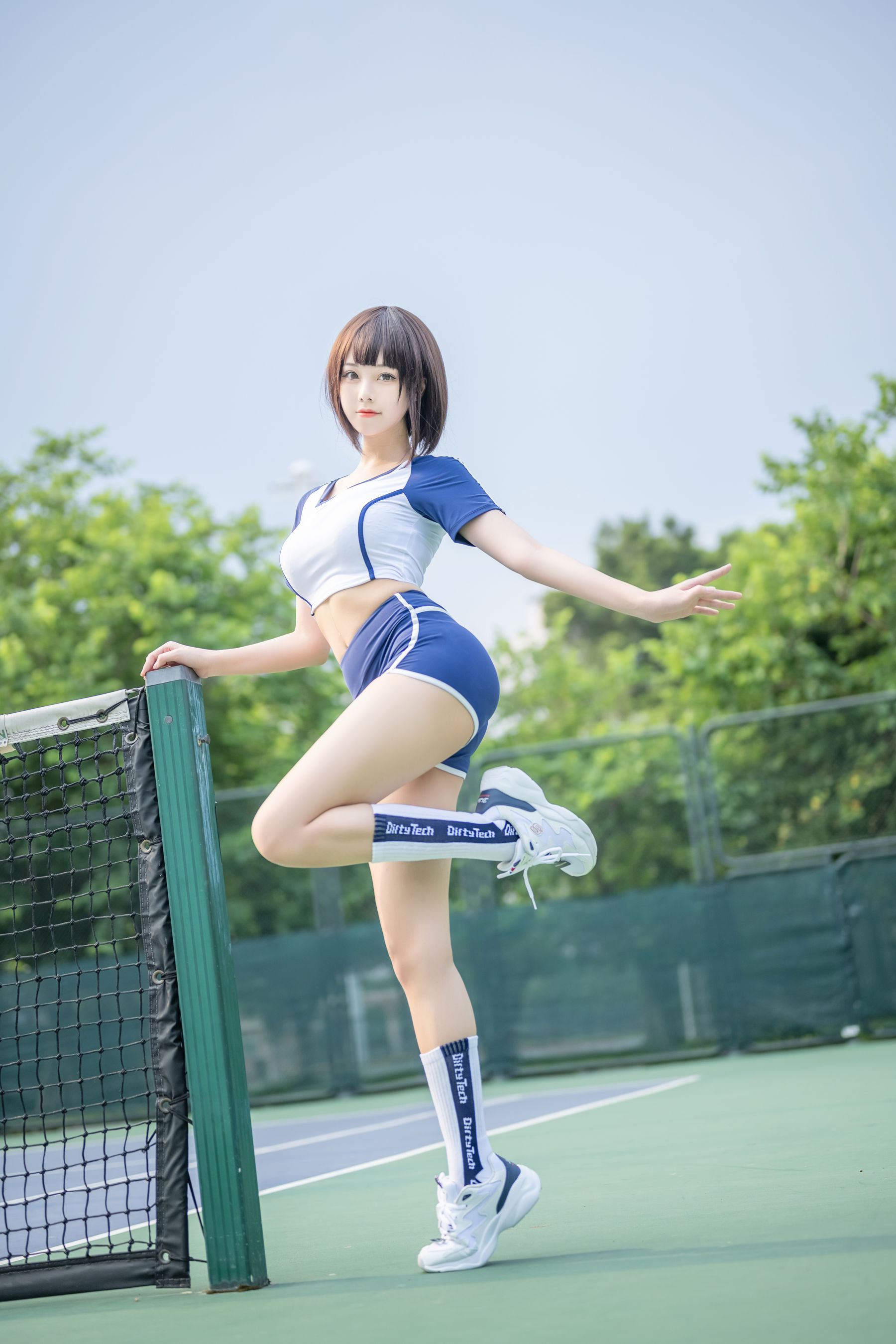 萌系小姐姐蜜汁猫裘 – 体操服 [50P]