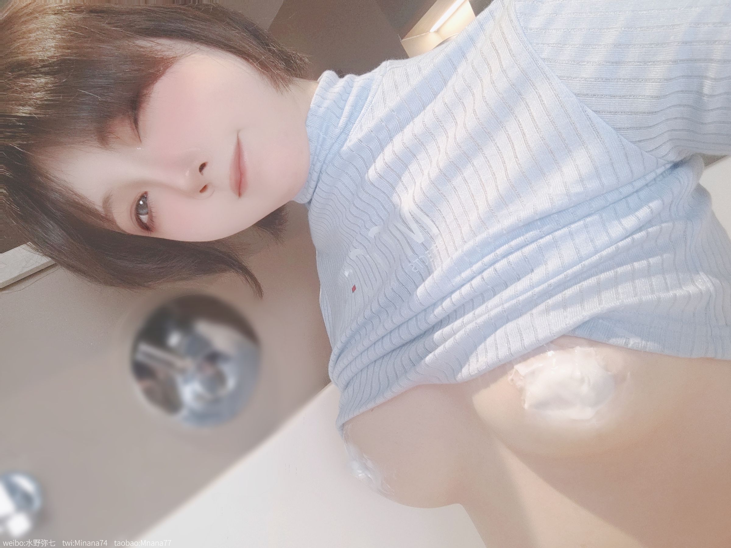 动漫博主名濑弥七 – 浴缸限定 [19P]