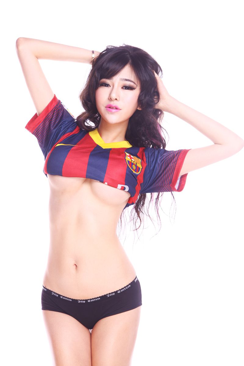 吴沐熙(吴昕忆) – 性感足球宝贝 [90P]