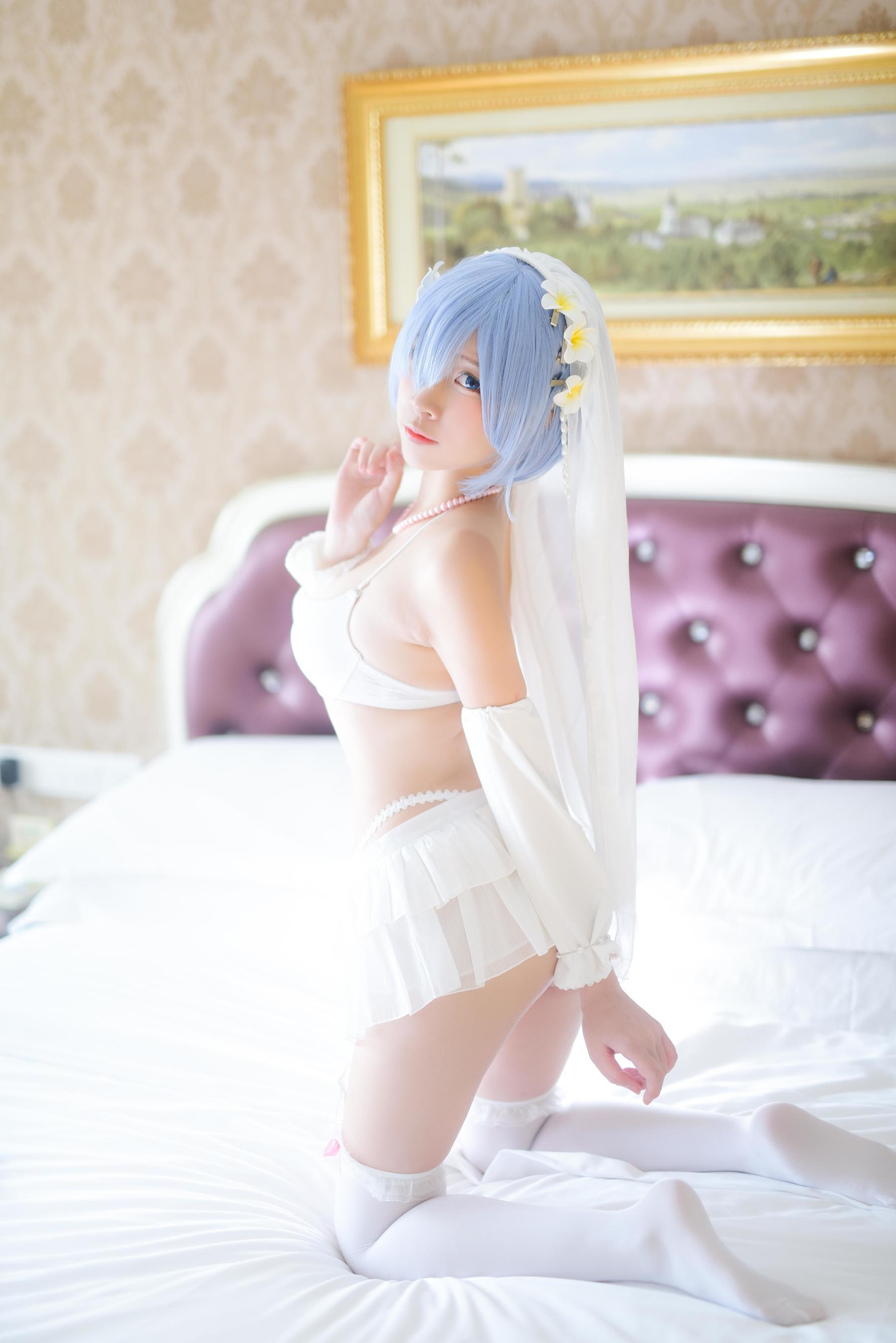 人气Coser二佐Nisa 蕾姆婚纱 [35P]