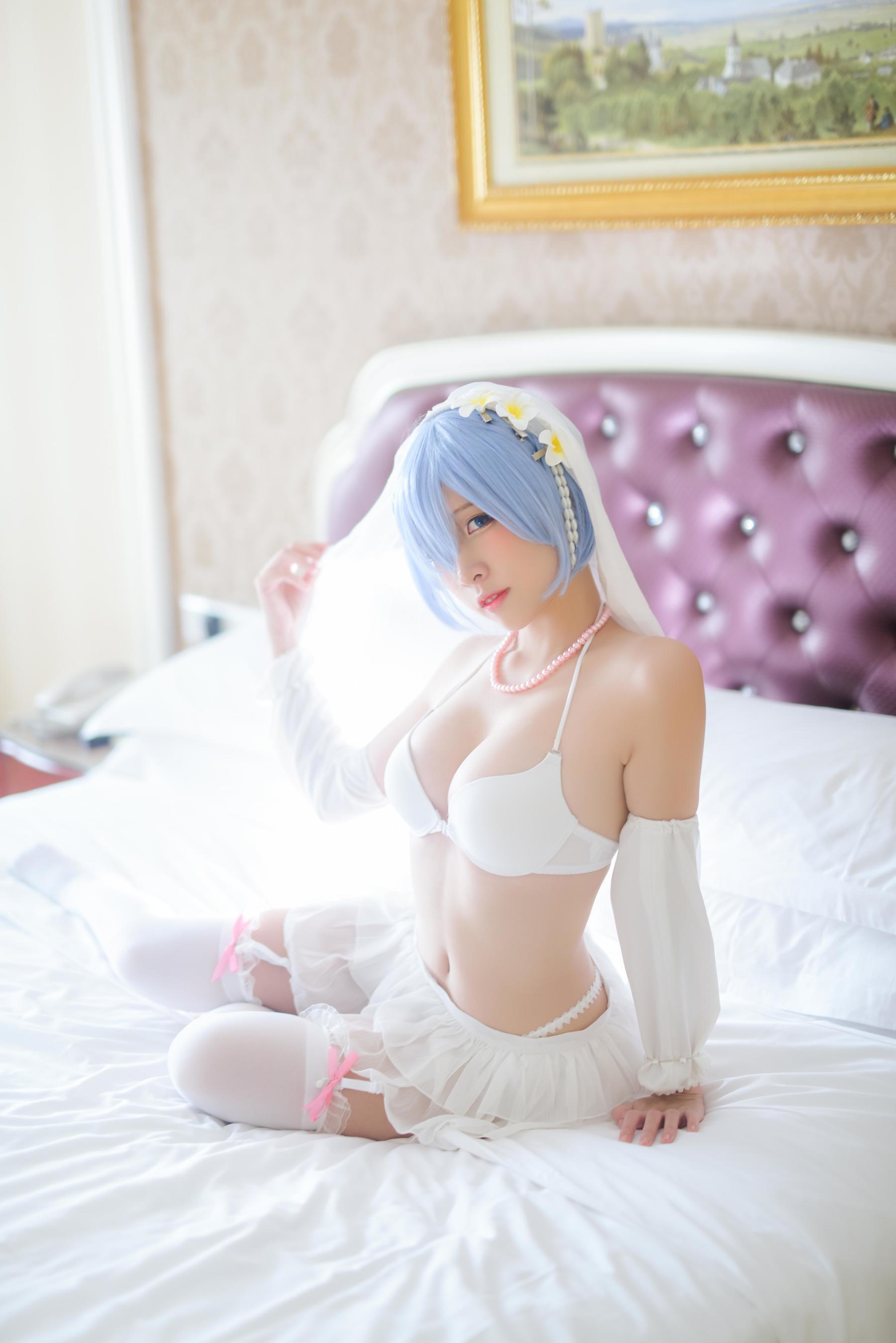 人气Coser二佐Nisa 蕾姆婚纱 [35P]