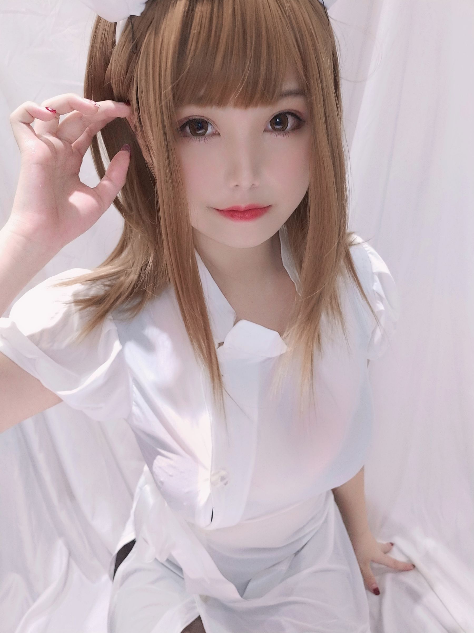 萌系小姐姐蜜汁猫裘 – 小护士 [41P]