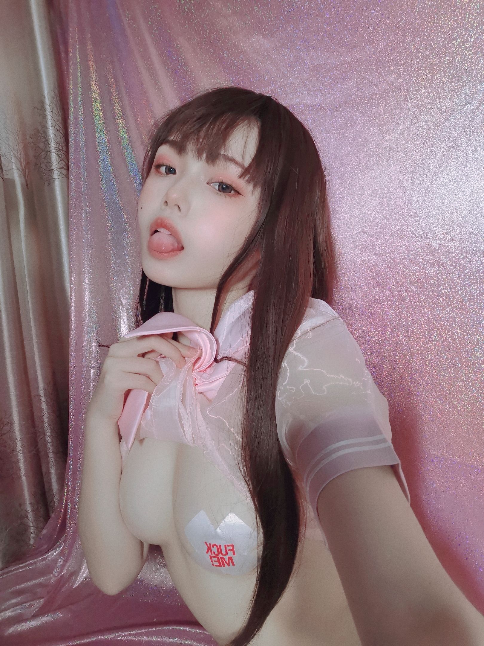 七月喵子 – 粉嫩水手服 [48P]