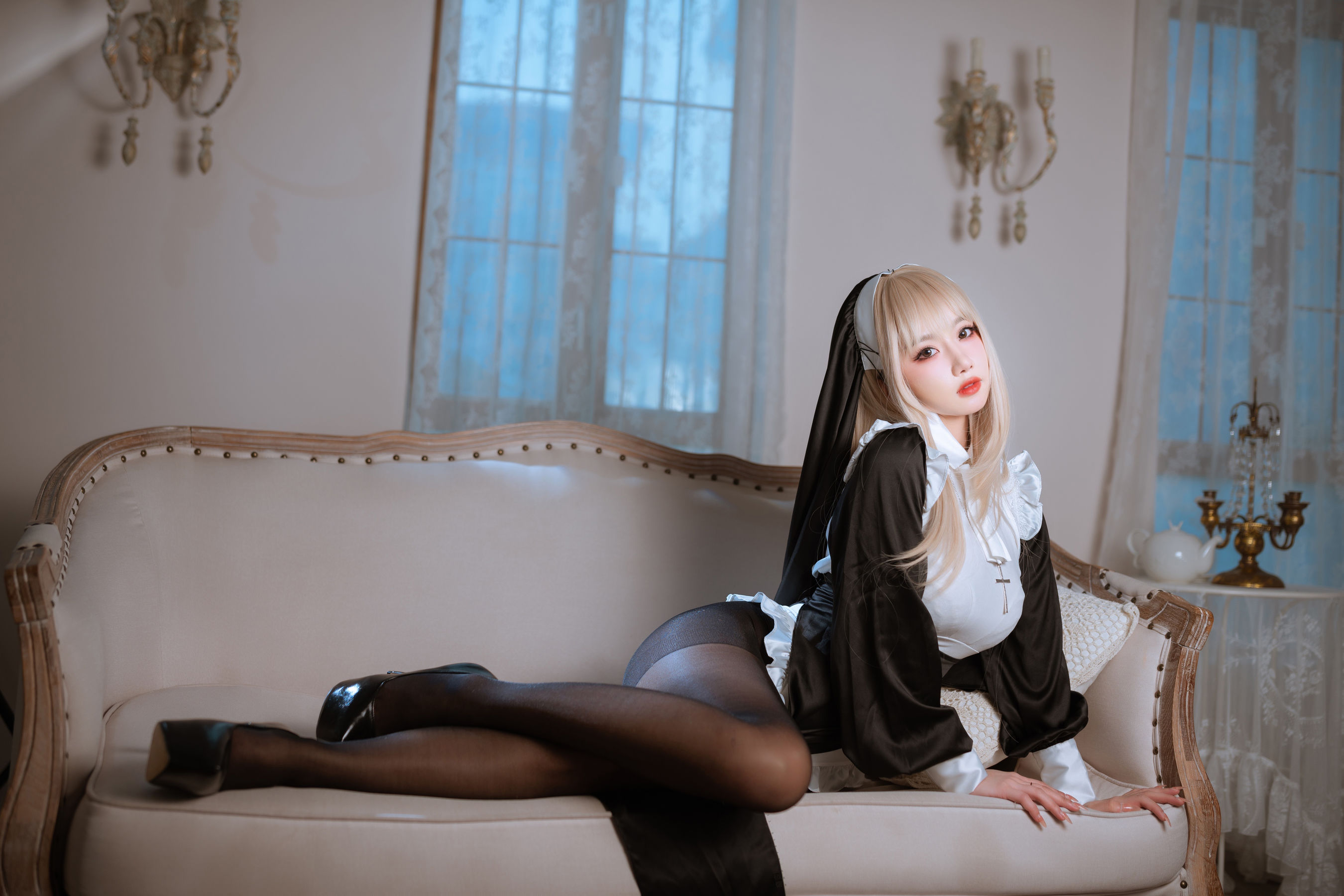 白嫩美少女鬼畜瑶 – 修女 [47P]