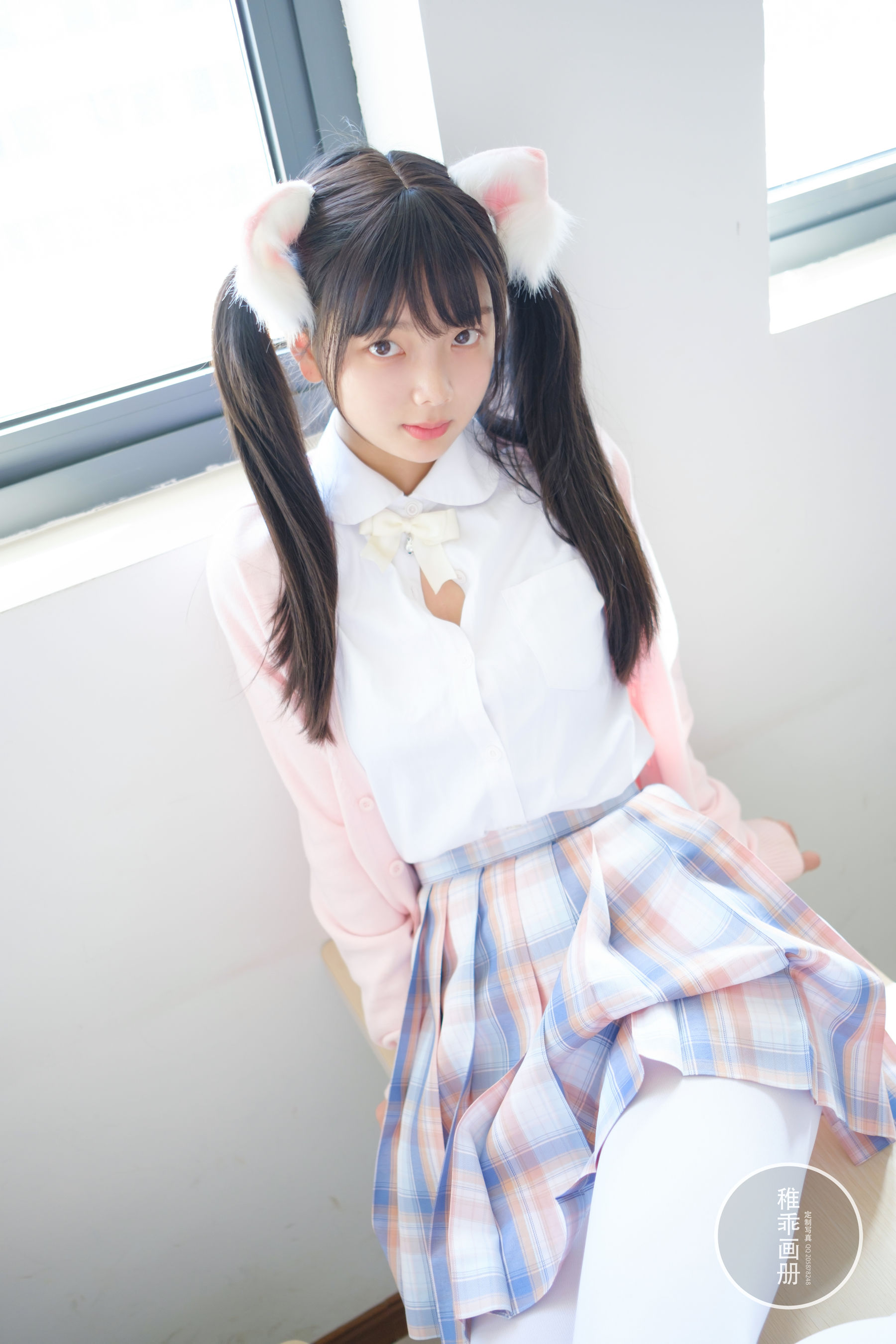柴系小乖(稚乖画册) – 夜夜 80D 白丝JK [63P]