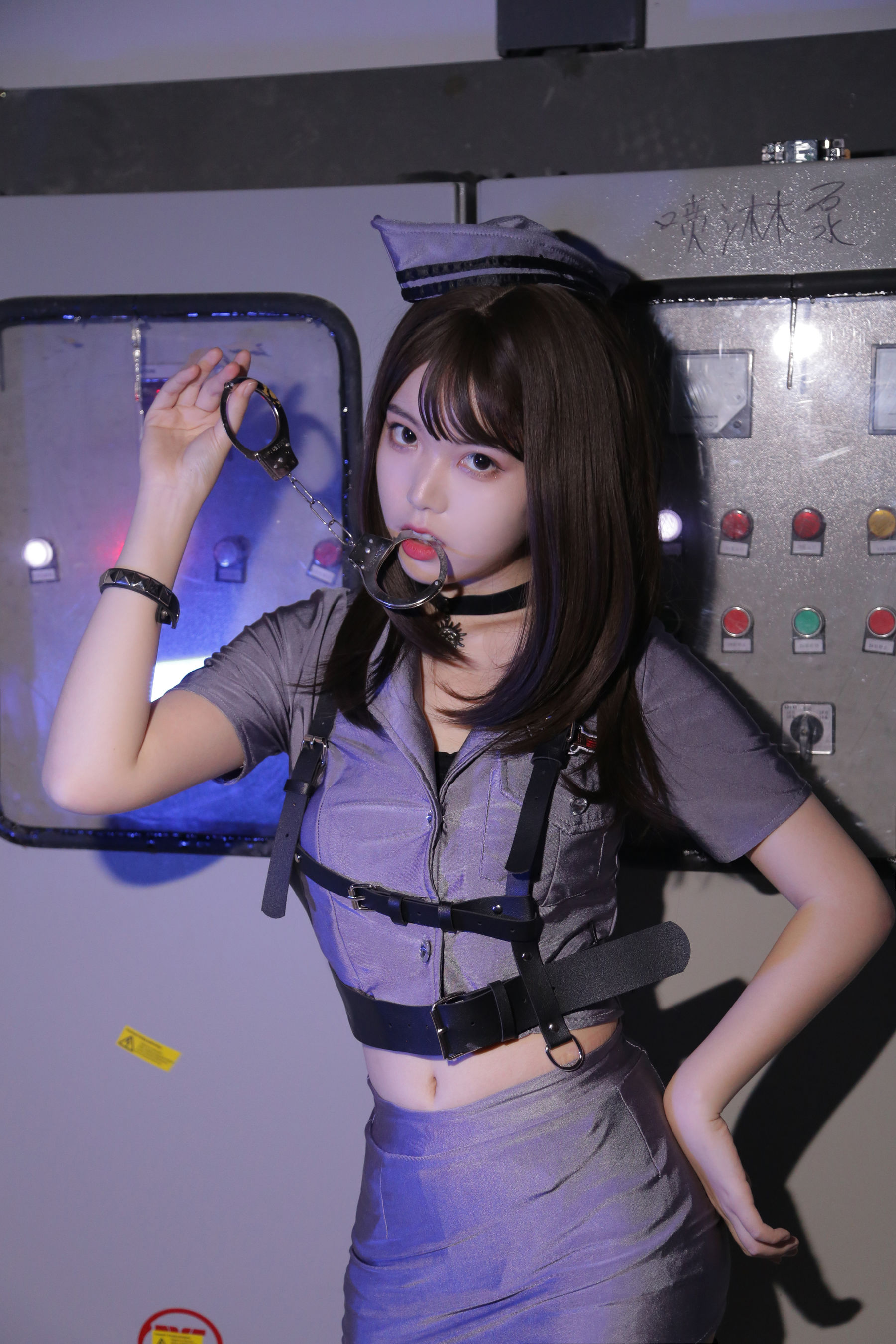 可爱妹子Fushii_海堂 – 极探侦道 [31P]
