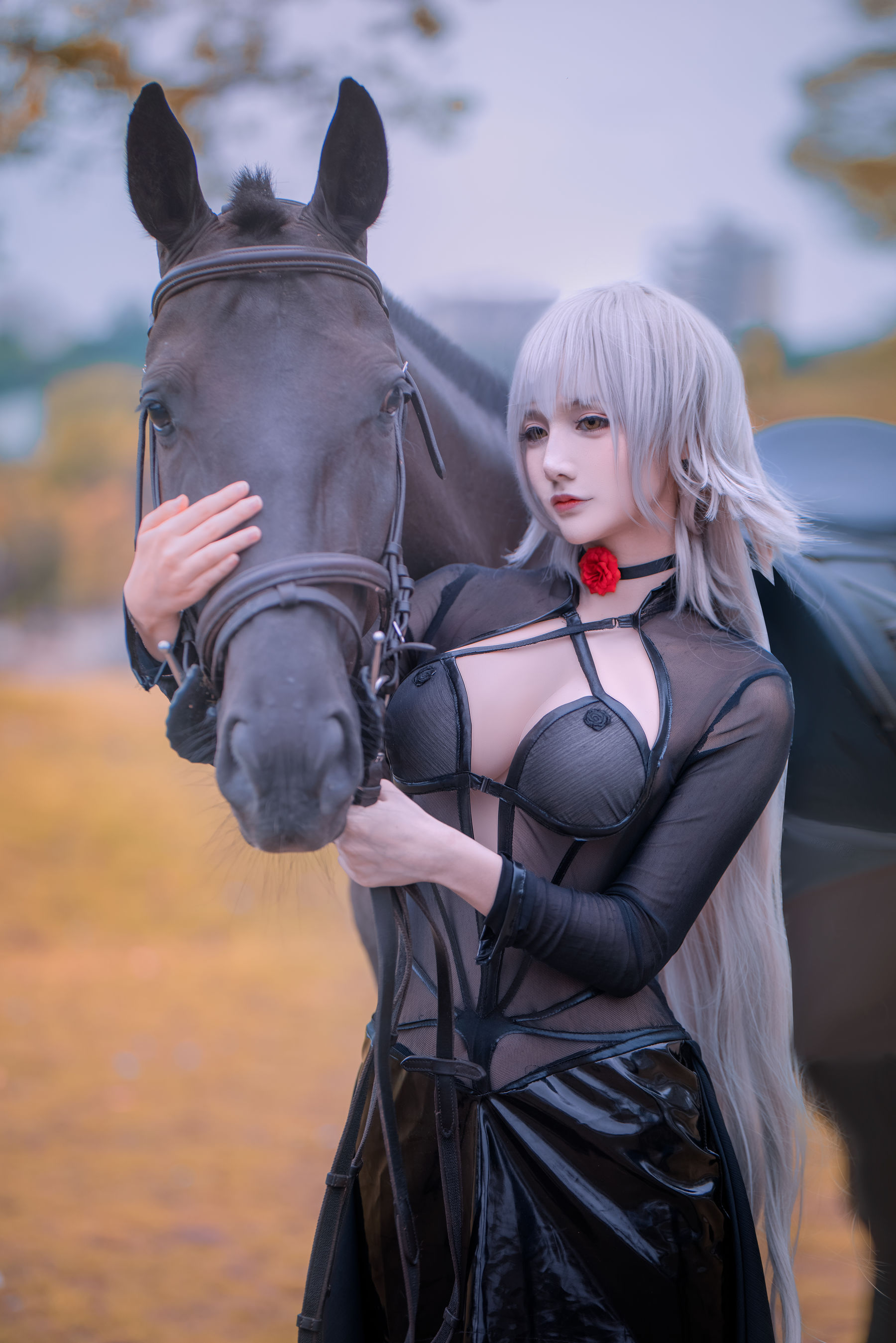 COS妹子仙九Airi – 黑贞马会 [18P]