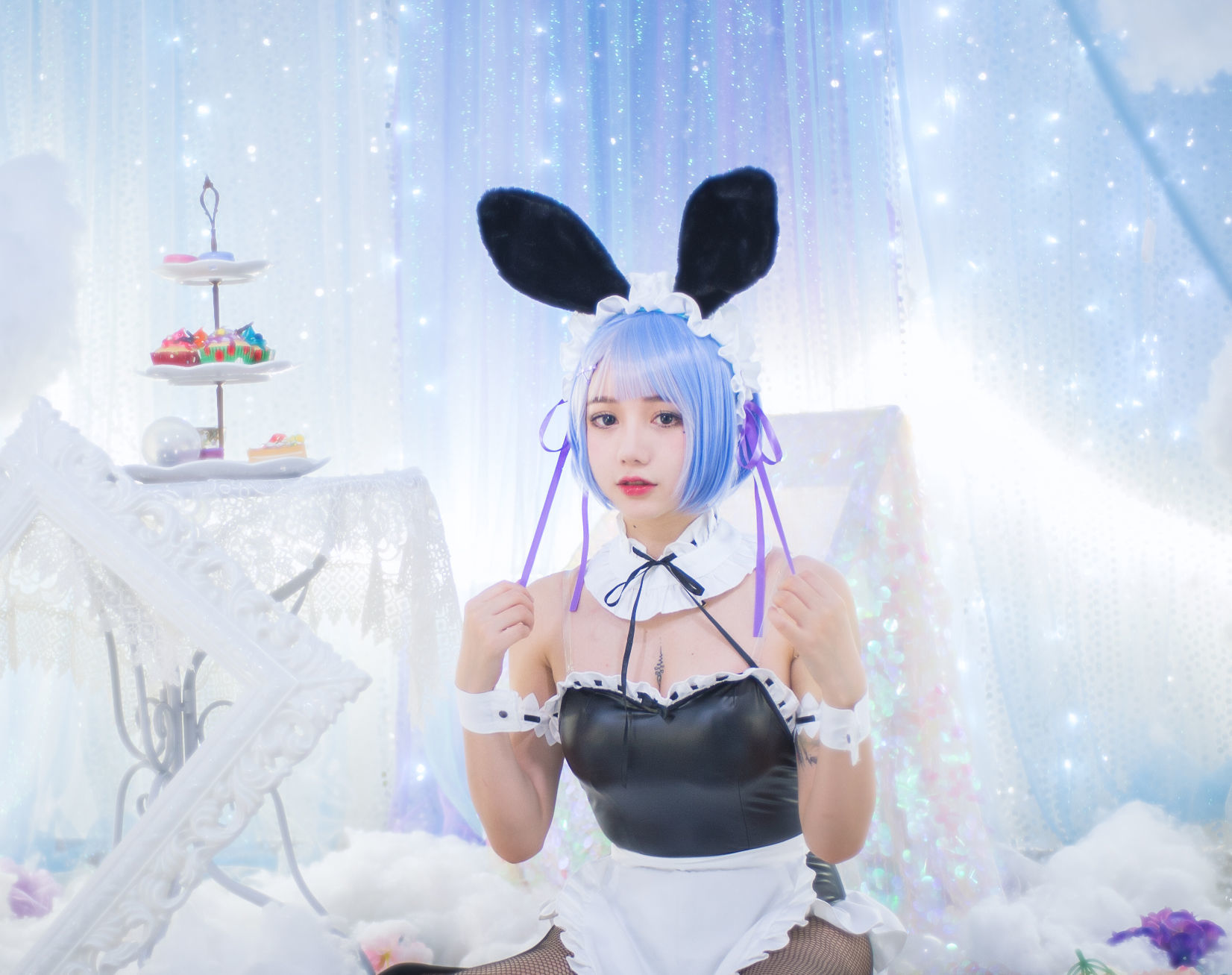 [萝莉COS] 洛丽塔大哥 – 蕾姆兔女郎 [17P]