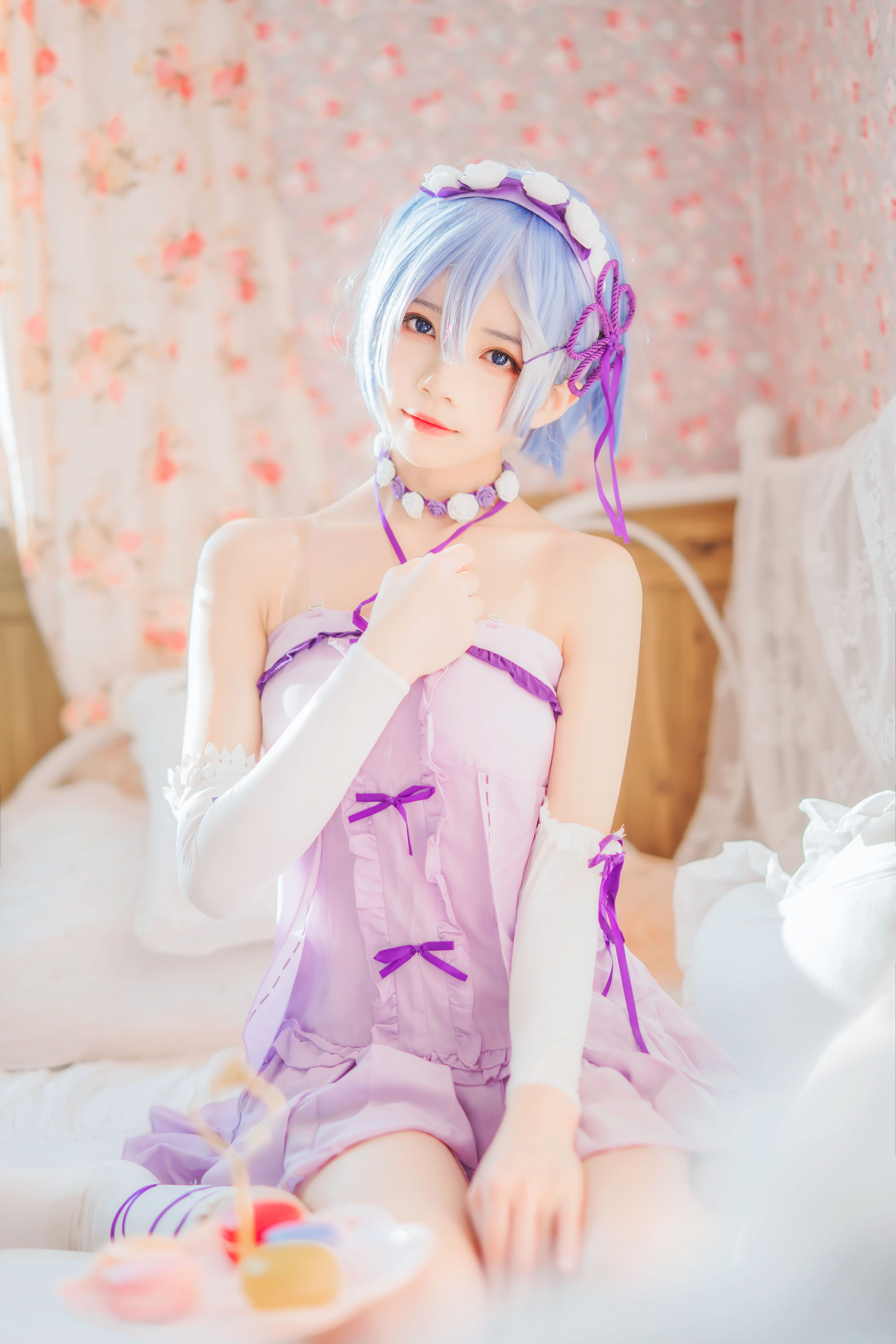[Cosplay写真] 桜桃喵 – 蕾姆小睡裙 [40P]