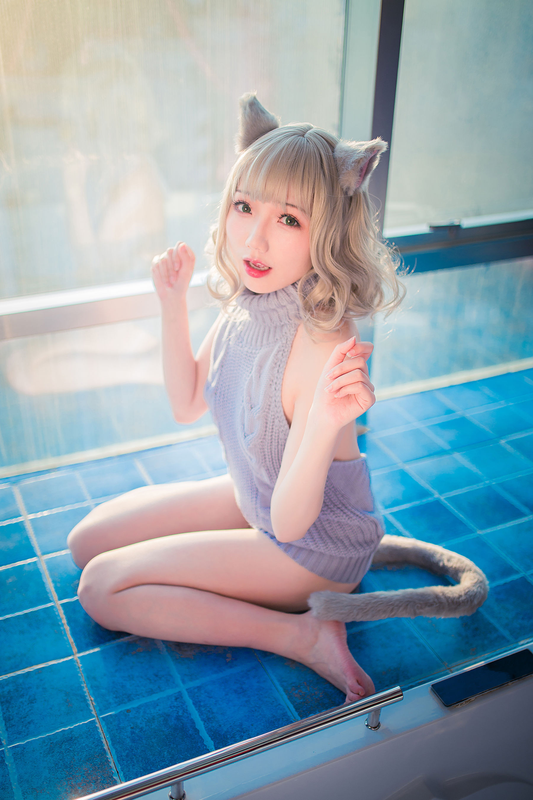 萝莉福利真央Mao – 露背毛衣 [50P]