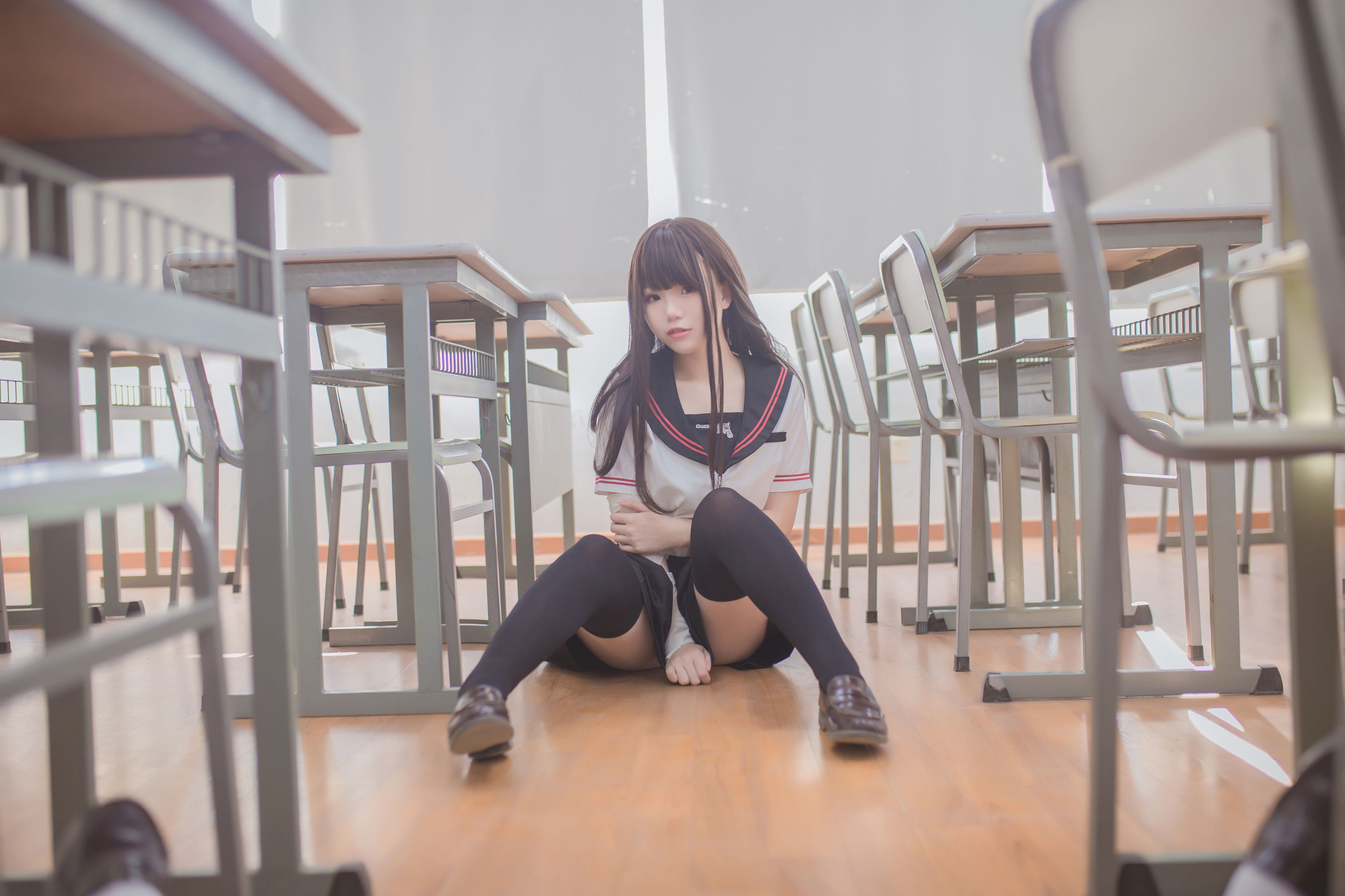 [萝莉COS] Yoko宅夏《黑丝JK》 [39P]