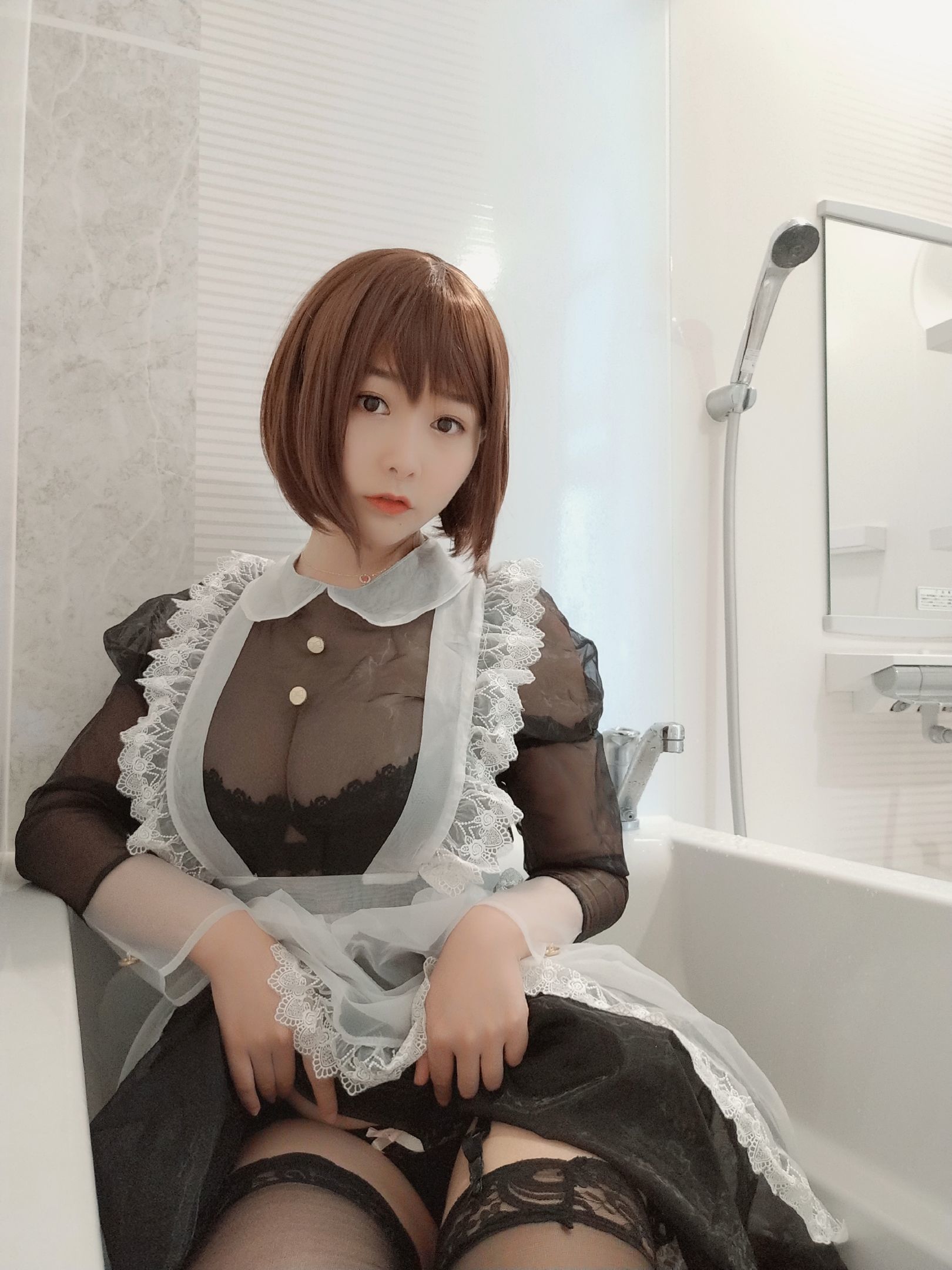 性感Coser三刀刀Miido 透明女仆 [32P]
