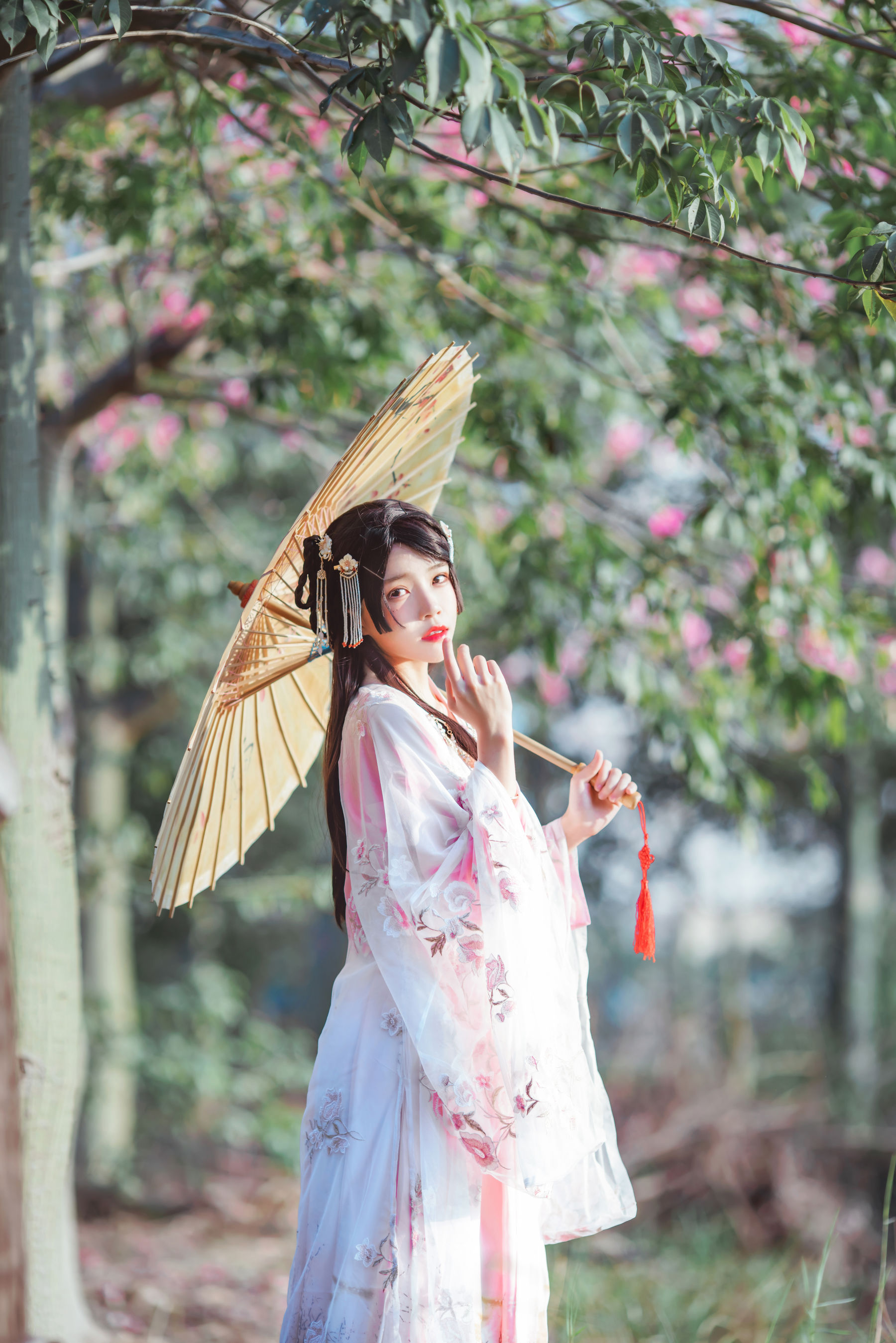 桜桃喵 – 温柔之汉服桃花 [15P]