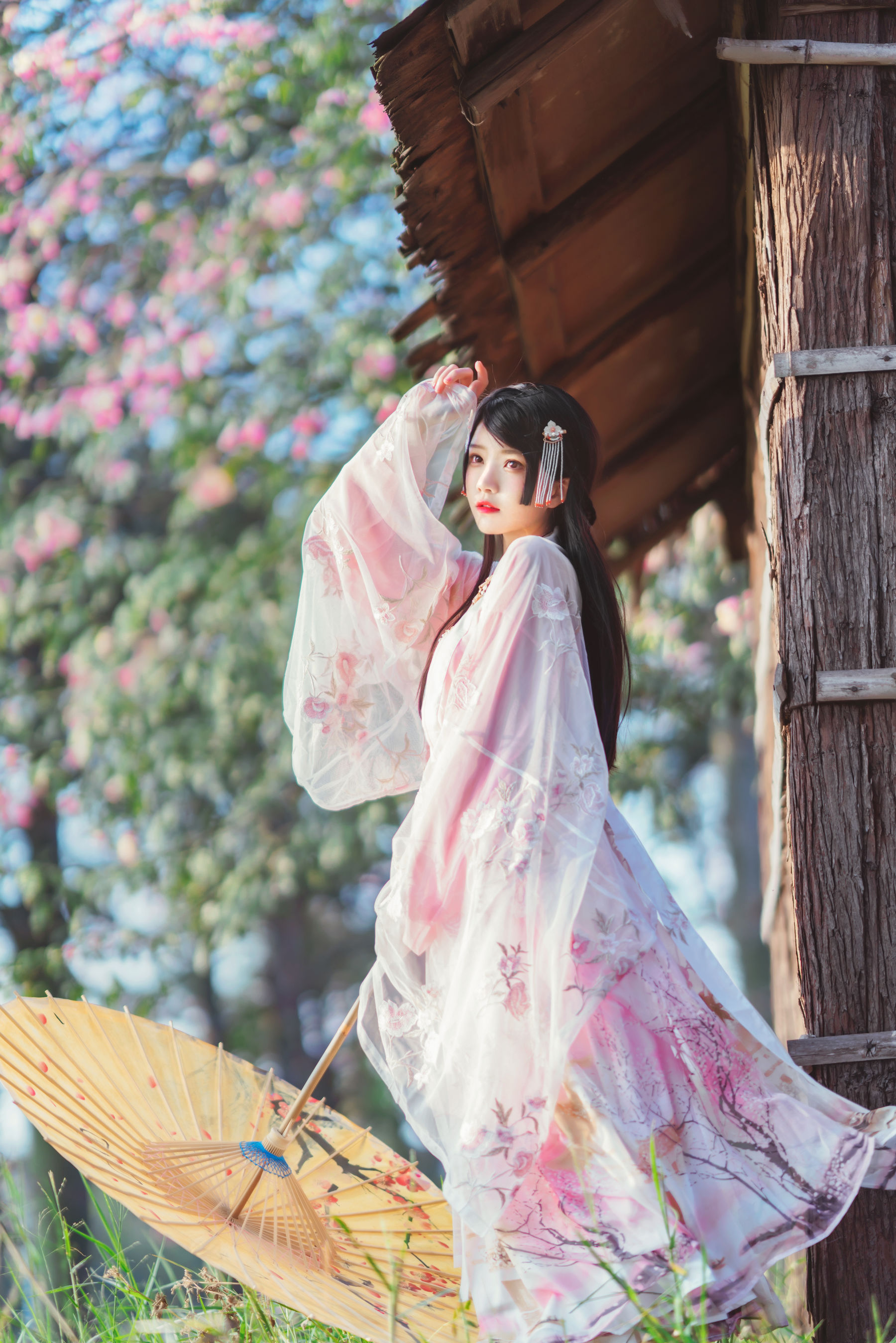 桜桃喵 – 温柔之汉服桃花 [15P]