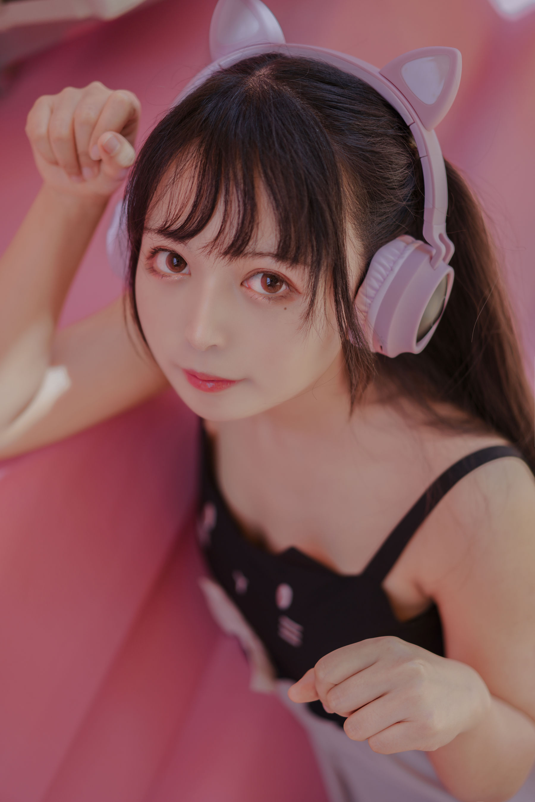 [Cosplay写真] 大眼萌妹黑猫猫OvO – pink [21P]