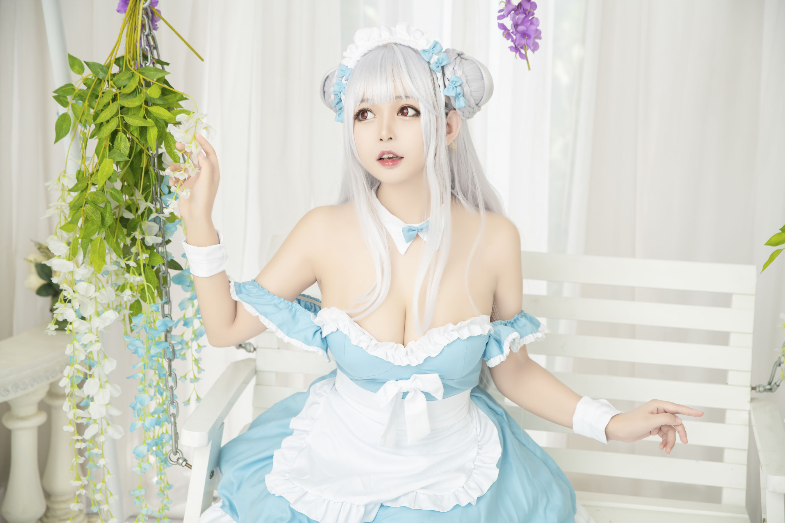 大眼萌妹黑猫猫OvO – 小天鹅 [16P]