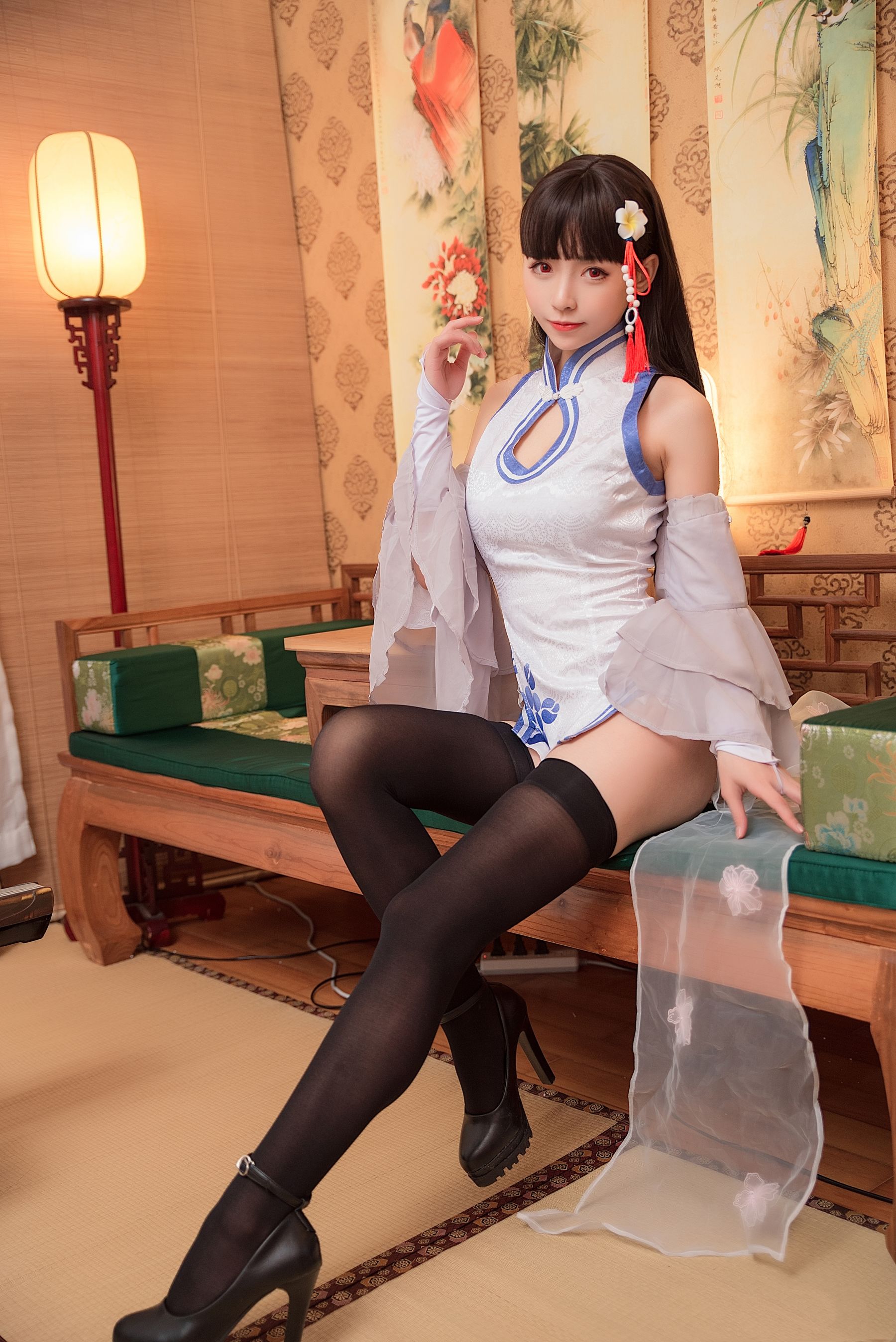 动漫博主大大卷卷小卷 – 黑丝旗袍 [8P]