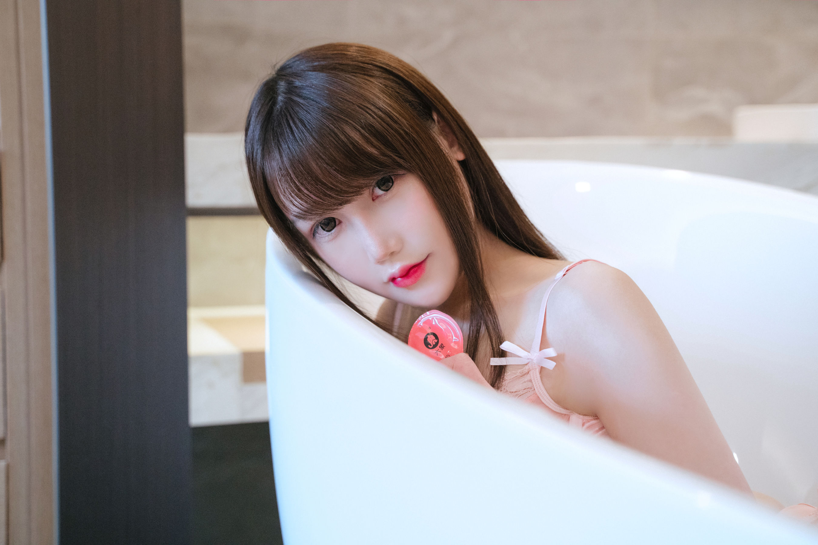 COS少女星野咪兔 – just stay 浴缸 [26P]