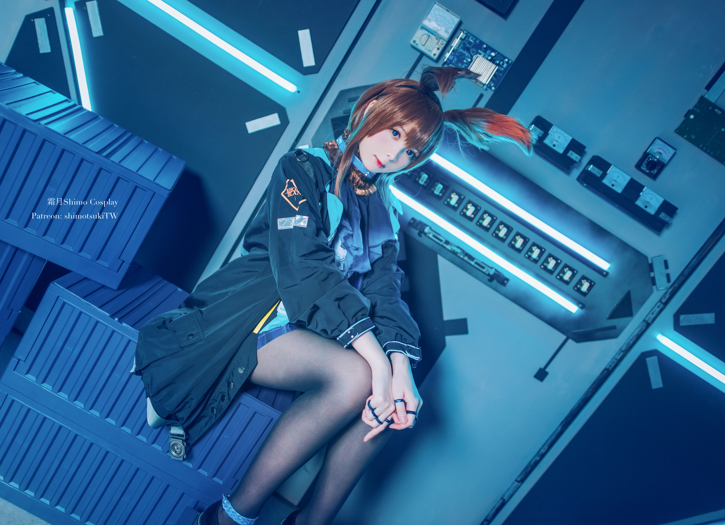 微博妹纸霜月shimo – 明日方舟 阿米娅 [18P]