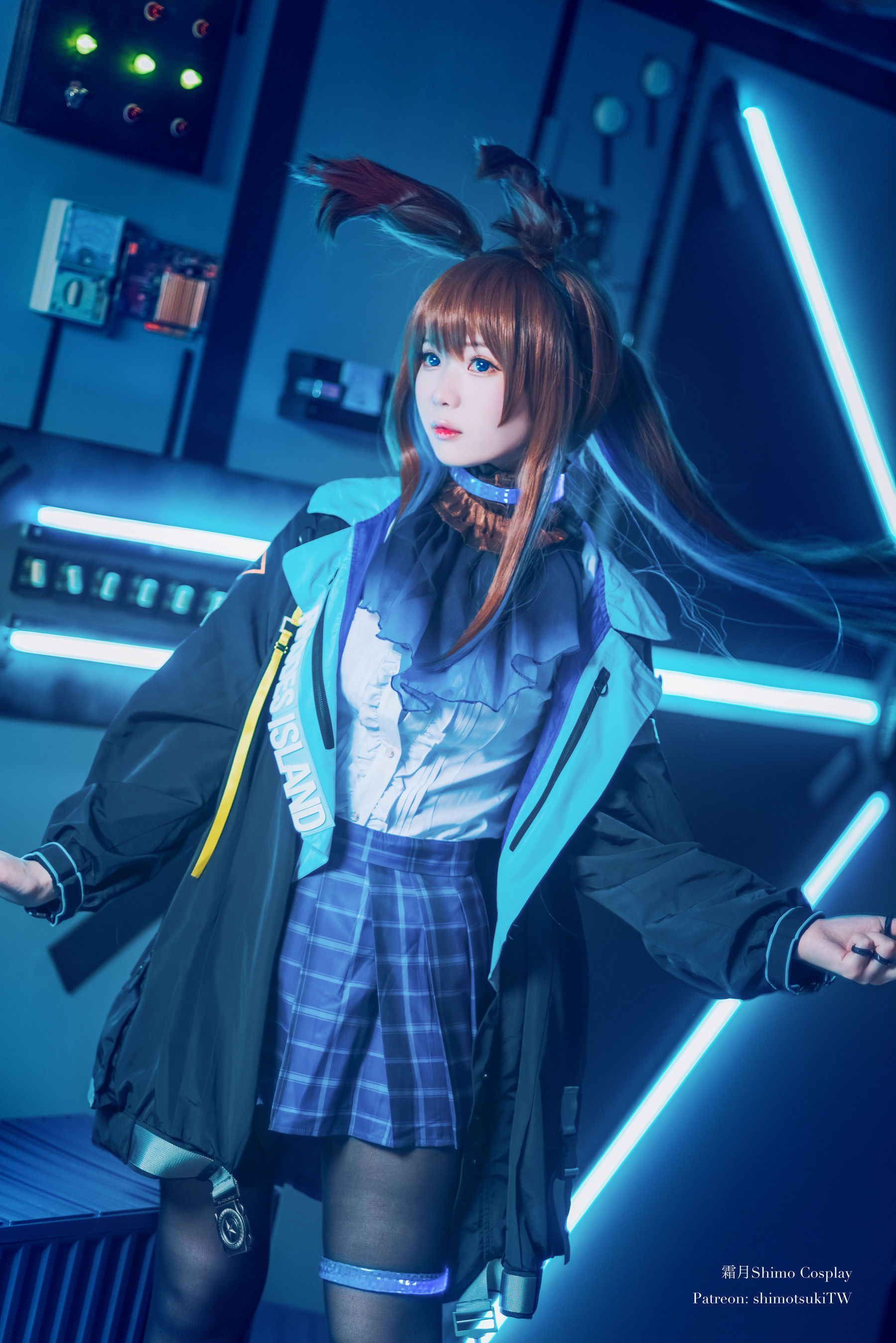 微博妹纸霜月shimo – 明日方舟 阿米娅 [18P]