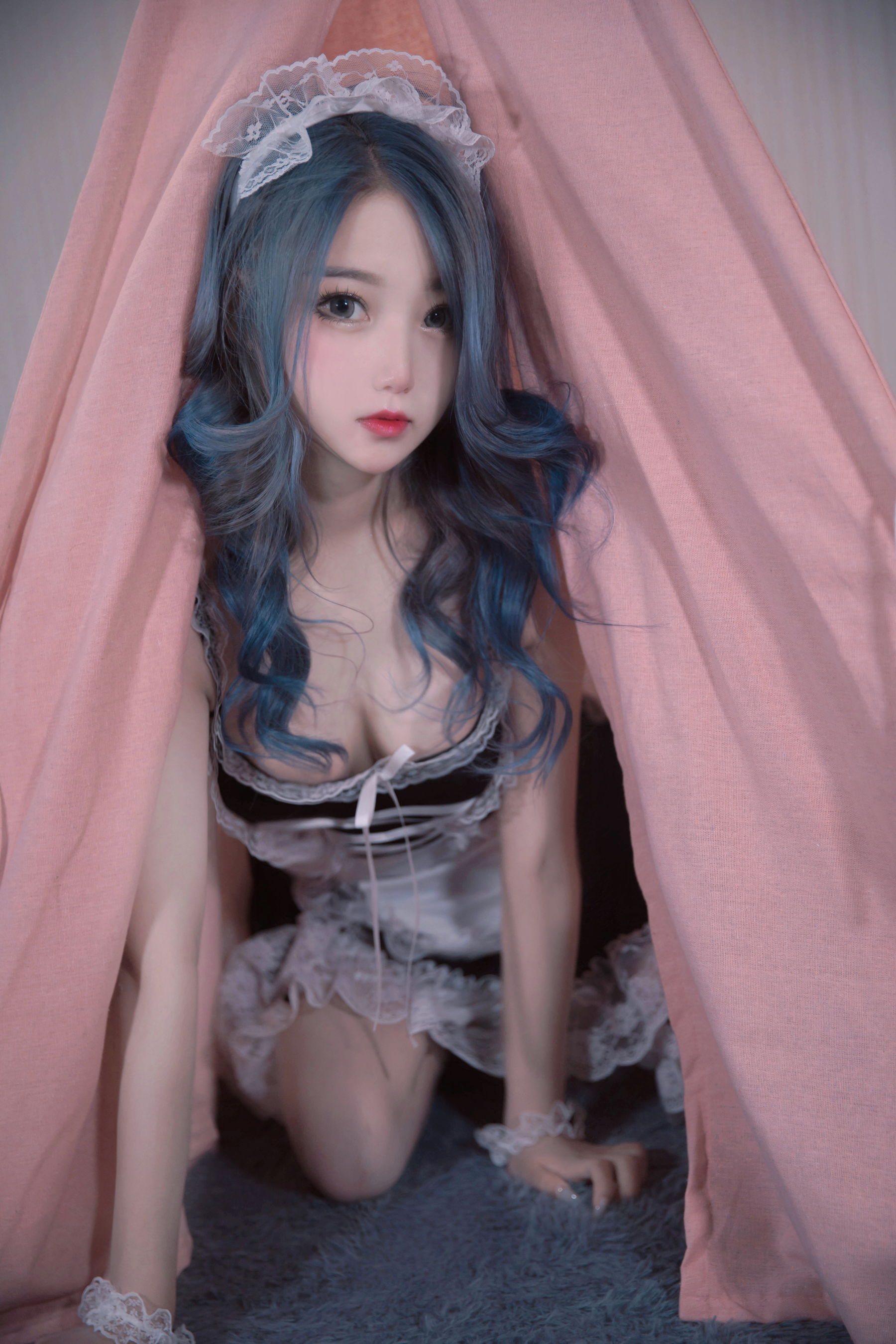 eloise软软 – 女仆兔尾巴 [22P]
