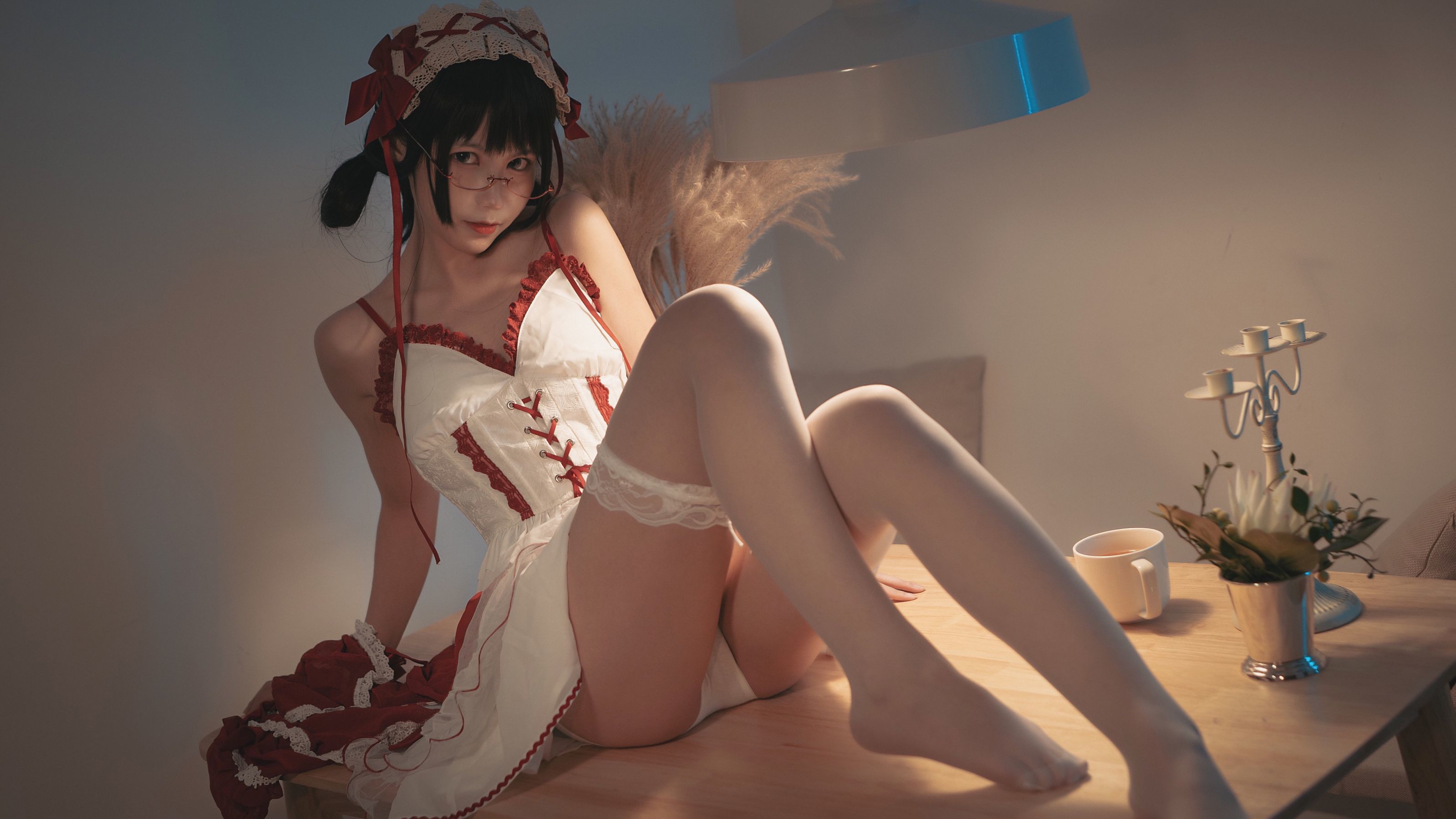 COSER美女逐月su 小红帽 [33P]