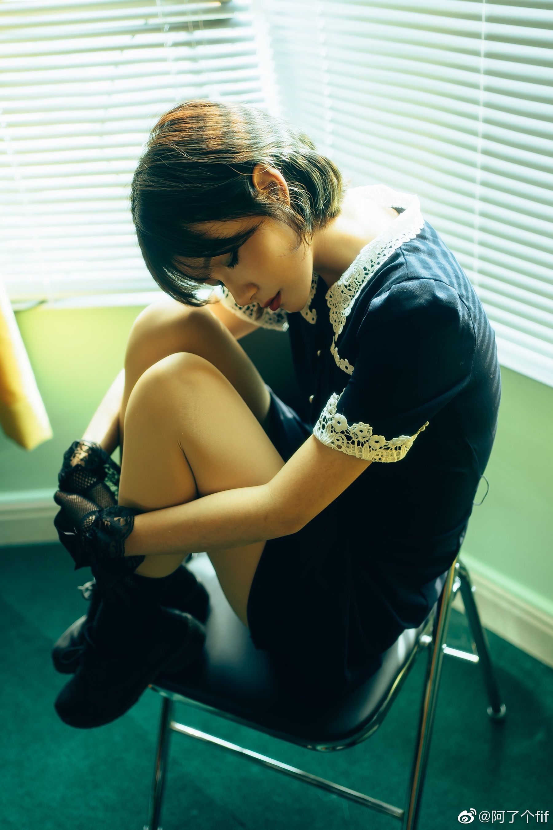 动漫博主阿了个fifi – 复古 [11P]