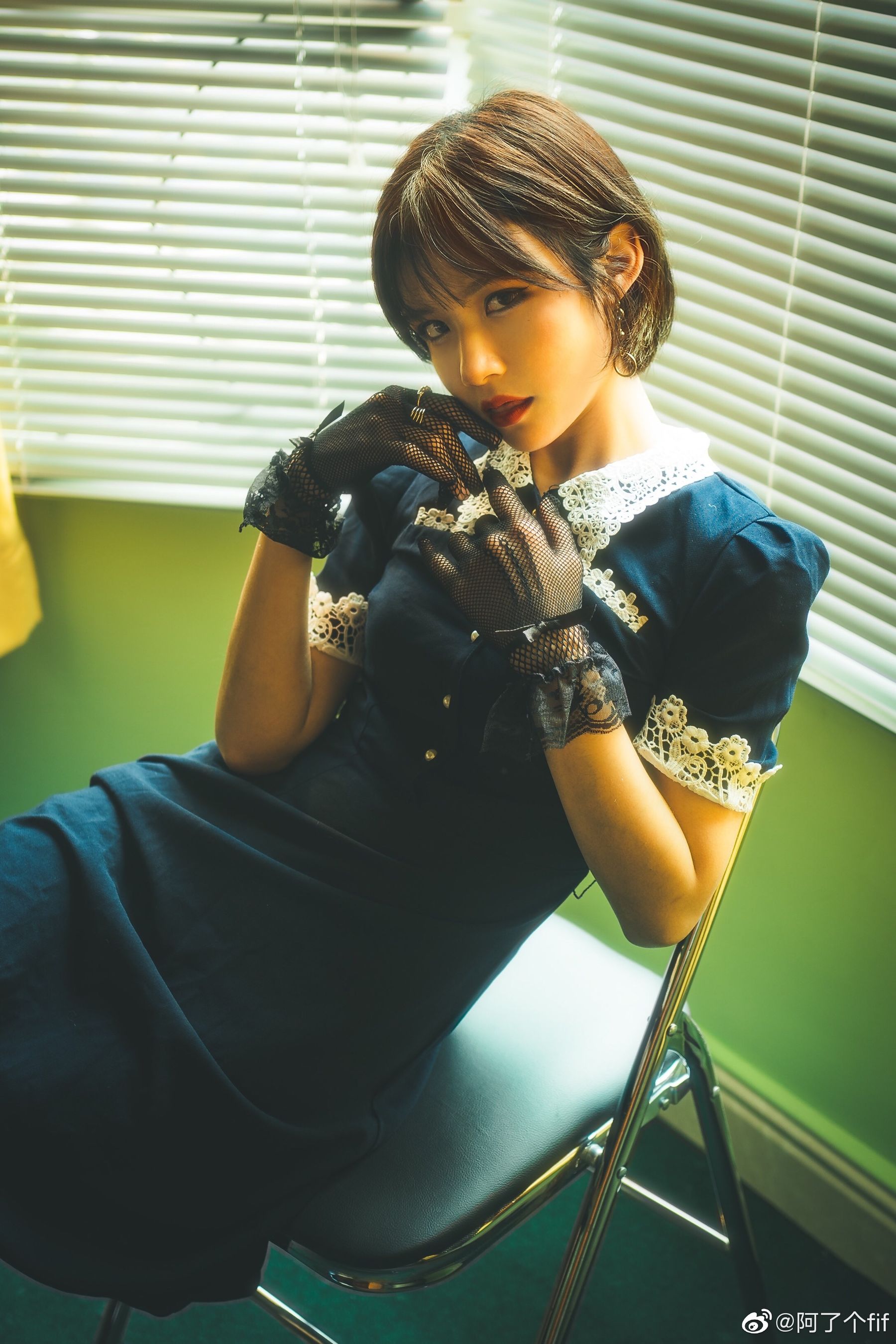 动漫博主阿了个fifi – 复古 [11P]