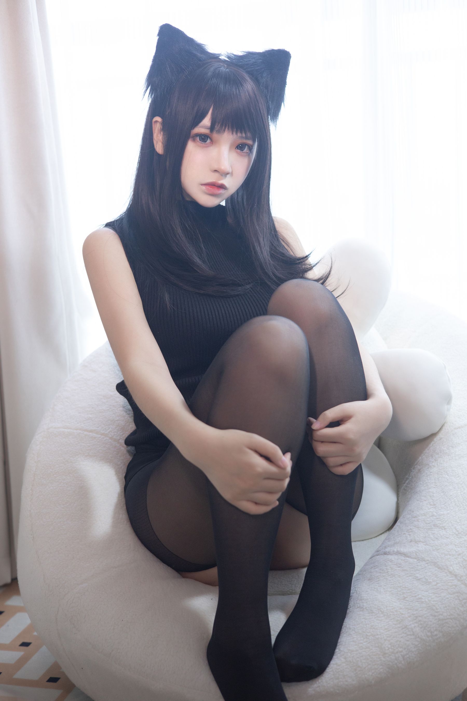 疯猫ss – 黑毛衣少女 [80P]