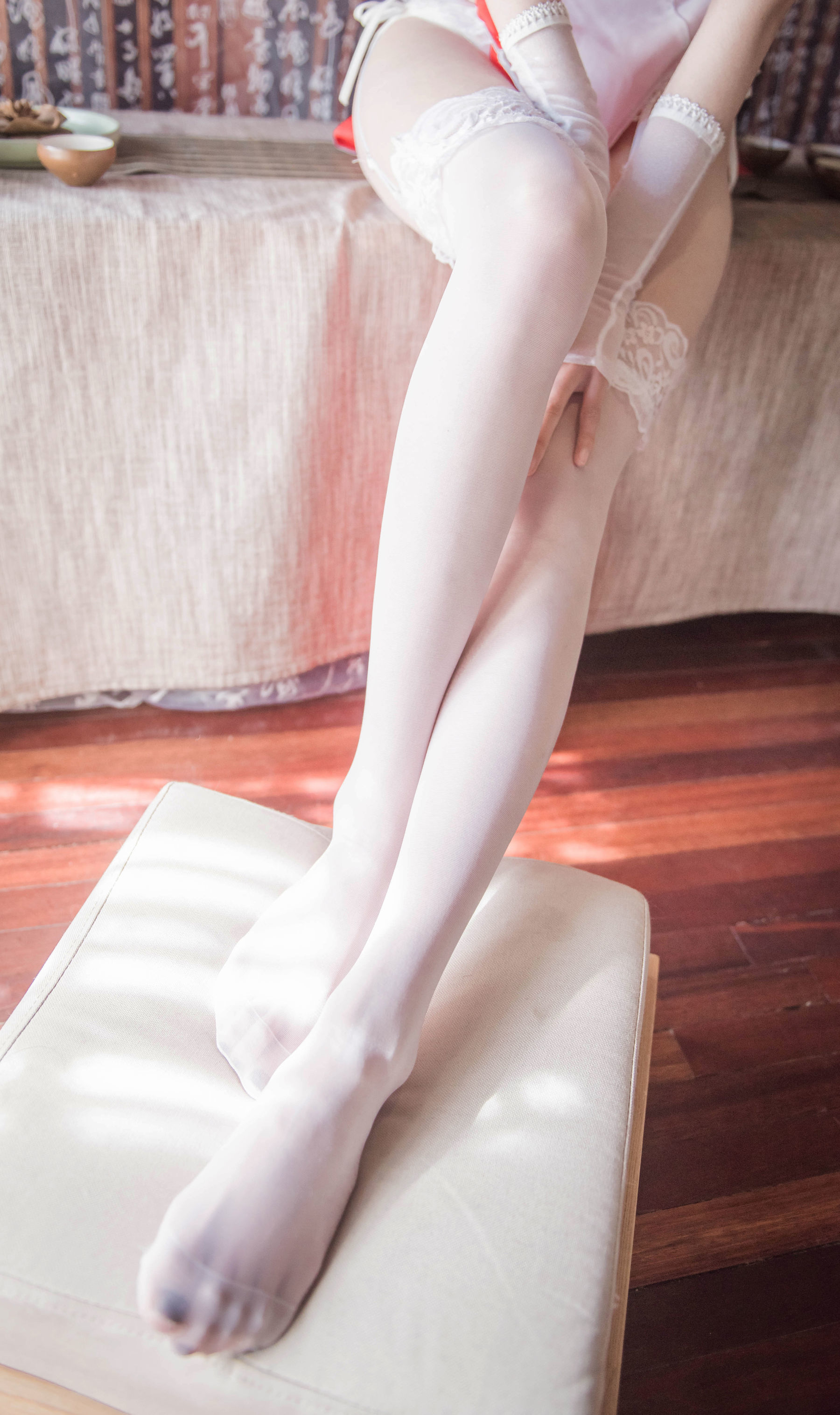 [萝莉COS] 小妖精你的负卿 – 高雄旗袍 [18P]