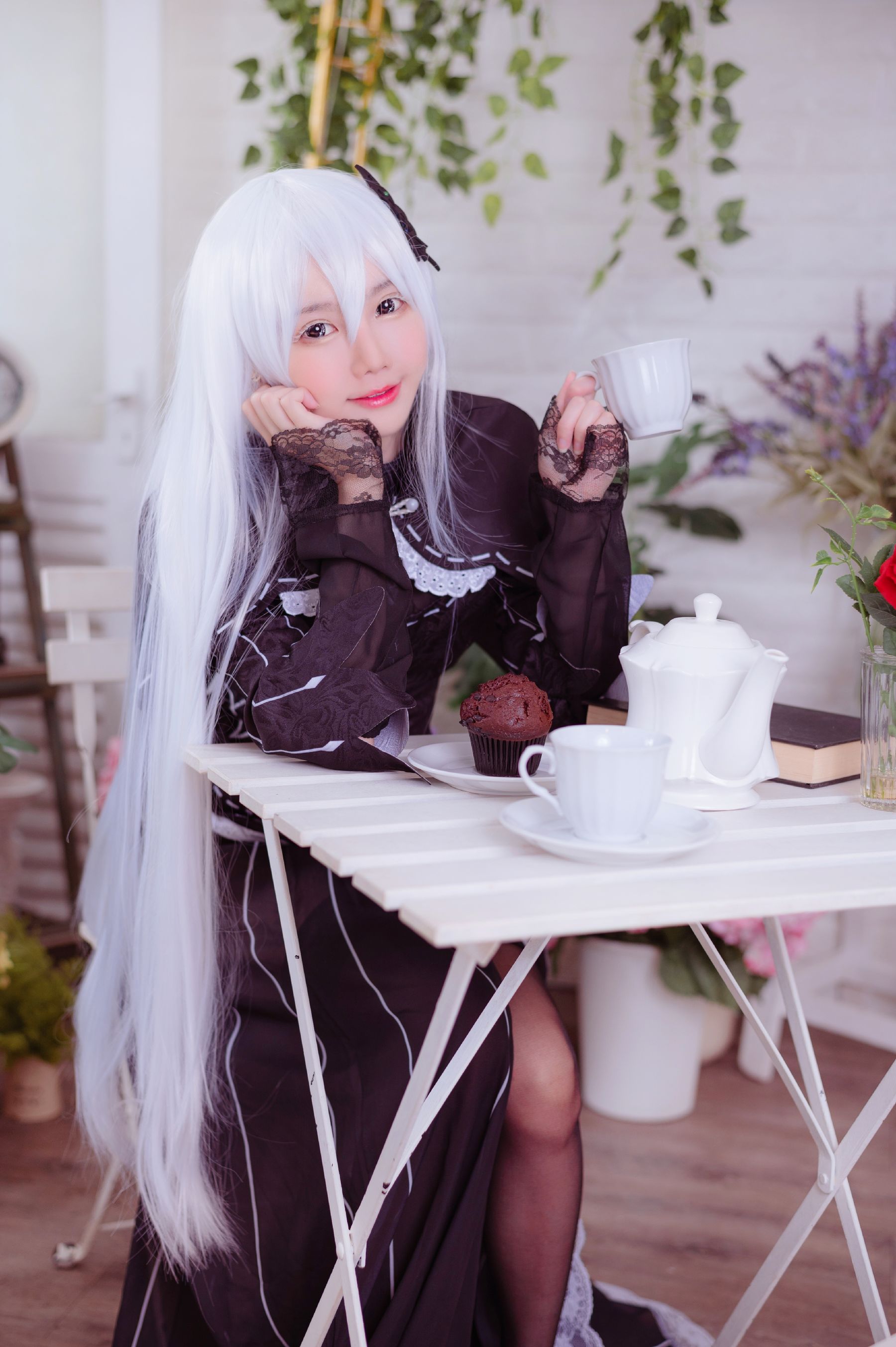 Sally Dorasnow – Echidna [20P]
