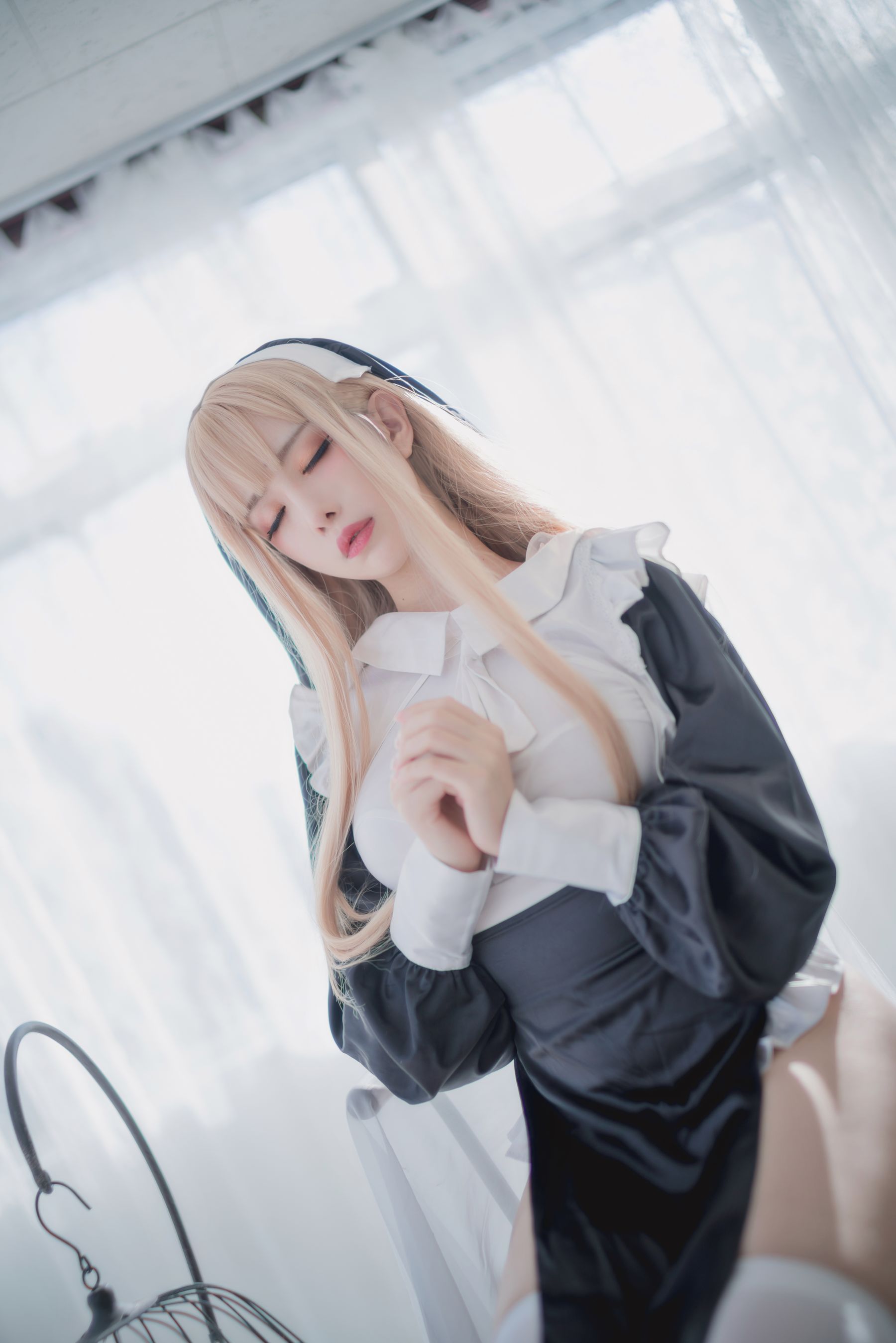 Shika小鹿鹿 – 修女 [16P]