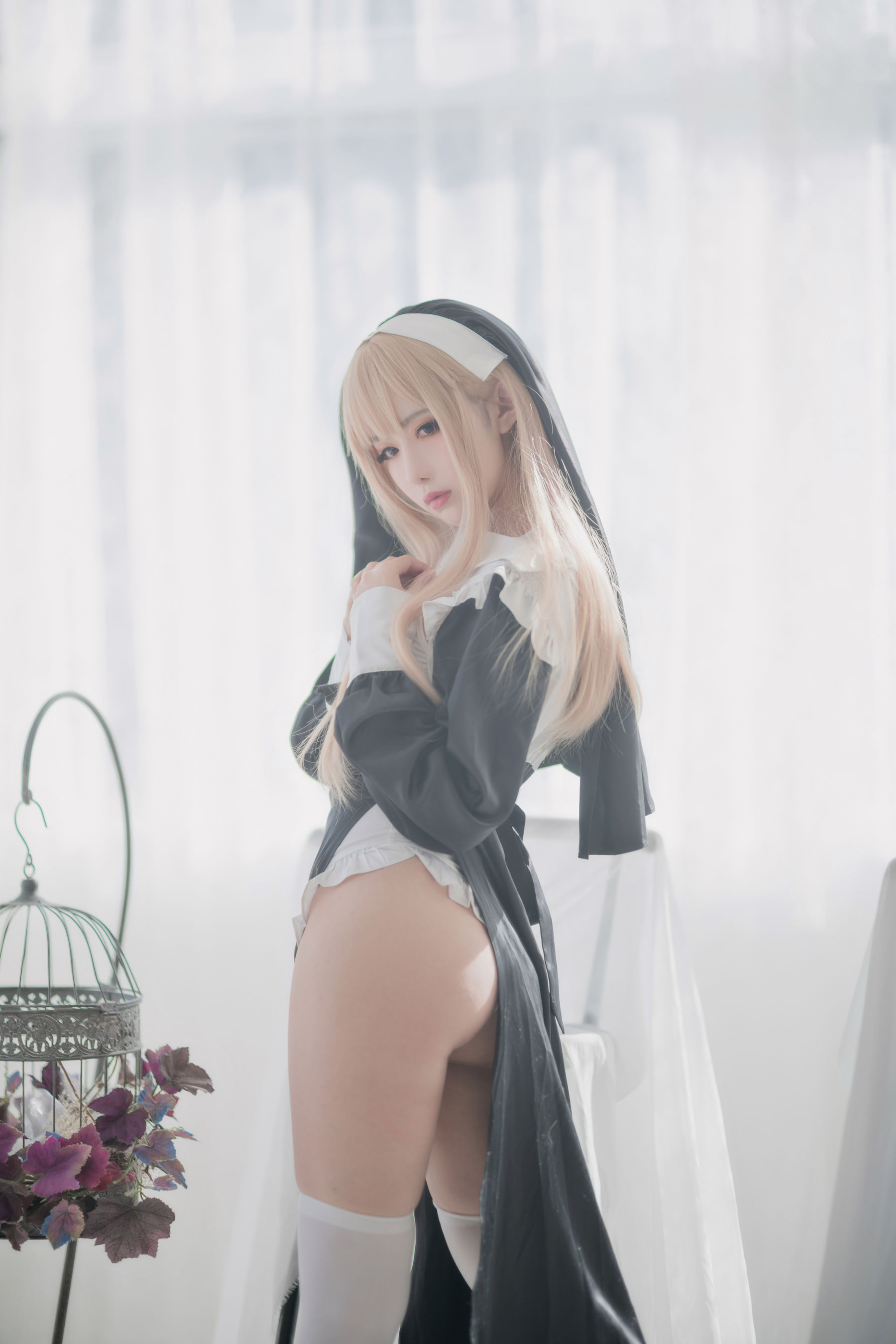 Shika小鹿鹿 – 修女 [16P]