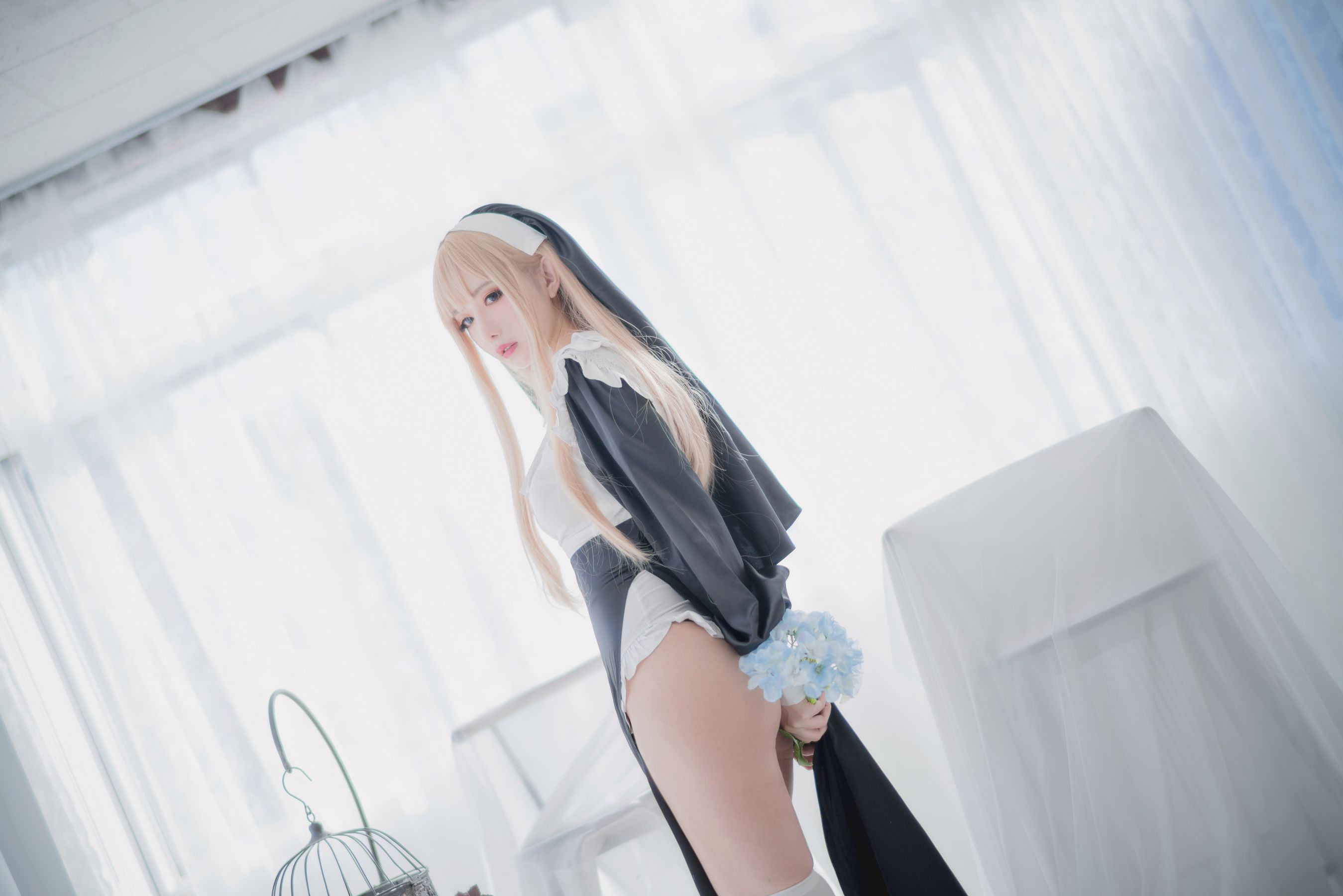 Shika小鹿鹿 – 修女 [16P]