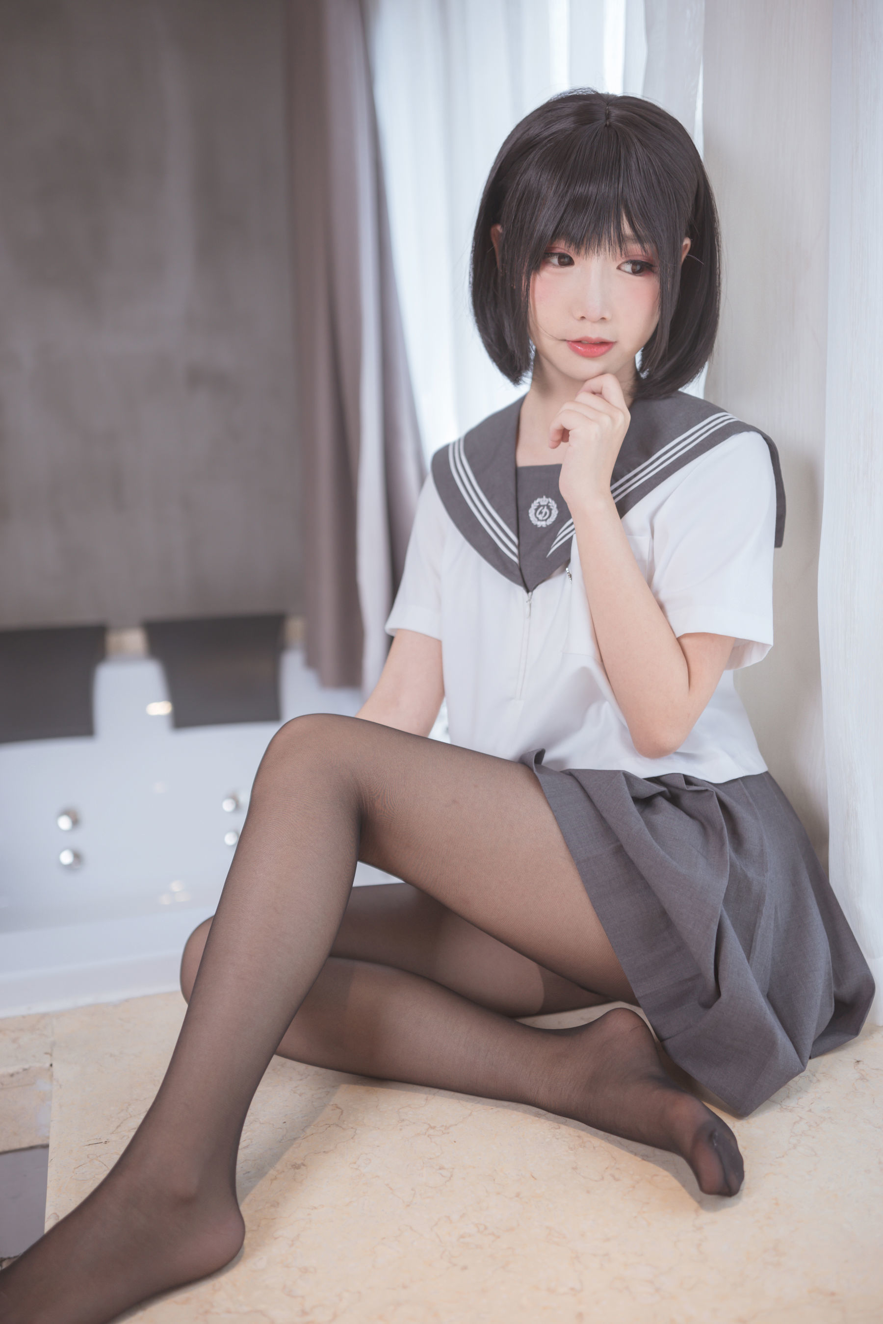 [萝莉COS] 面饼仙儿 – 脑内少女 黑丝JK [25P]