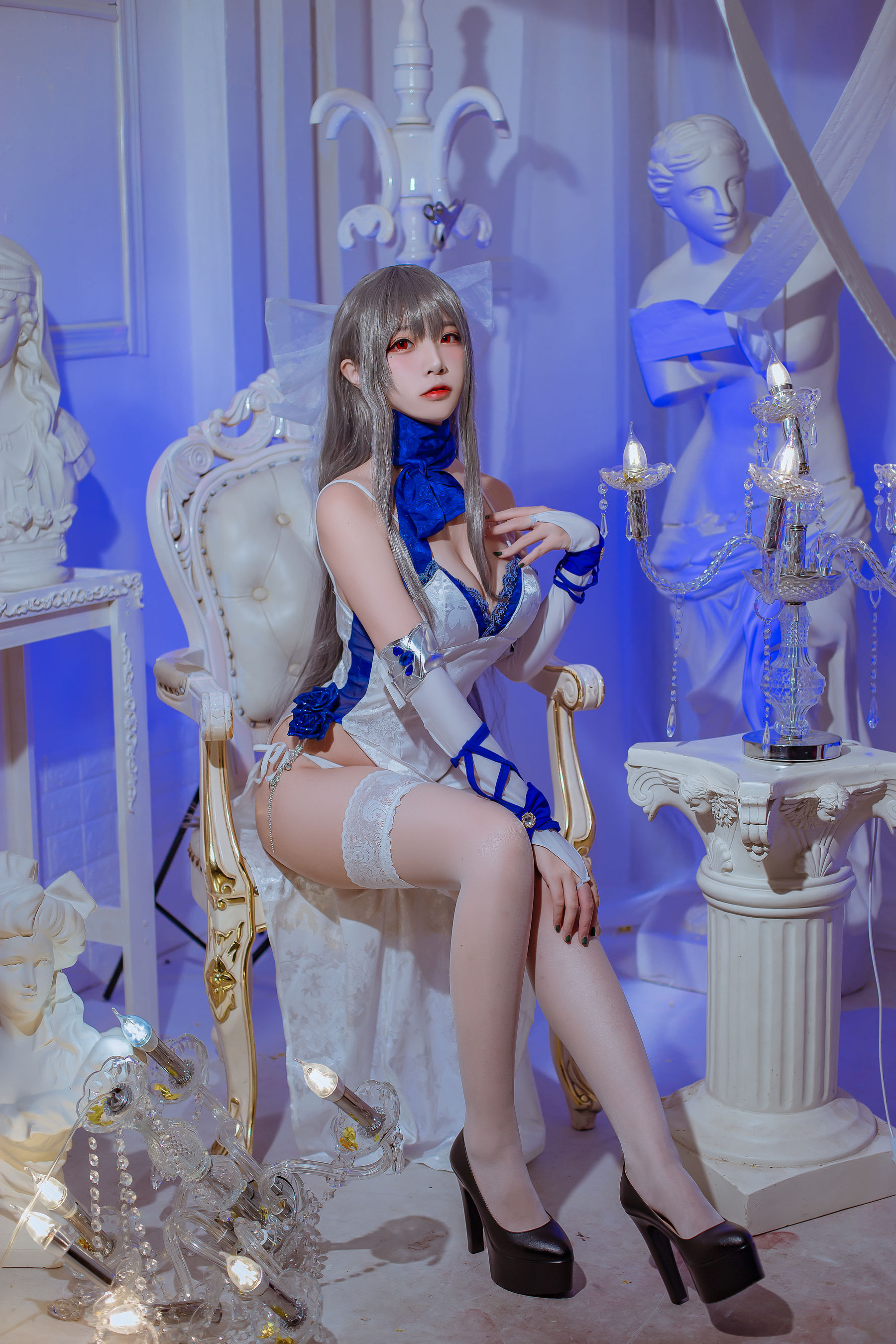 动漫博主雯妹 – PET [30P]