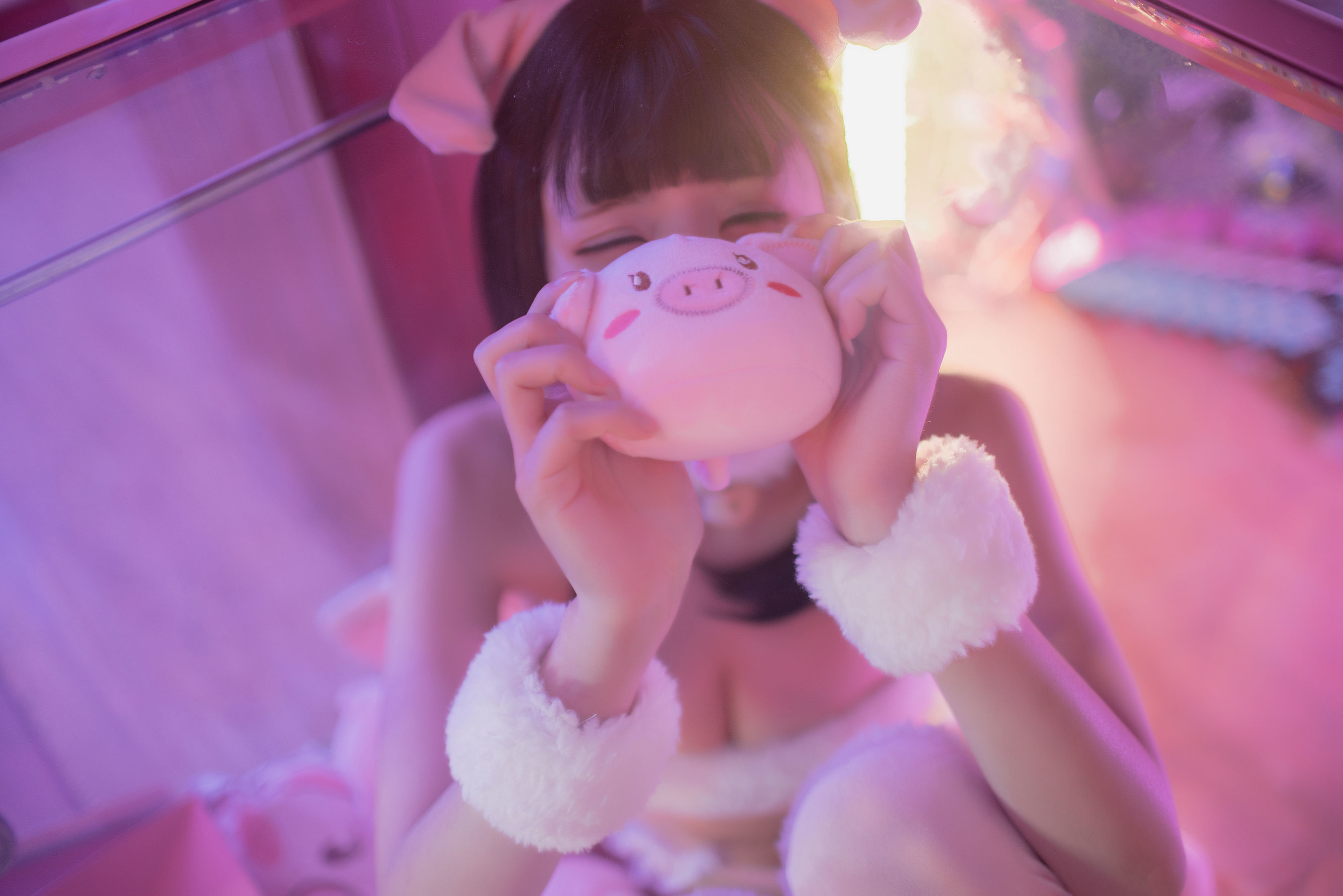 动漫博主爱老师_PhD 2018新年猪猪 [20P]