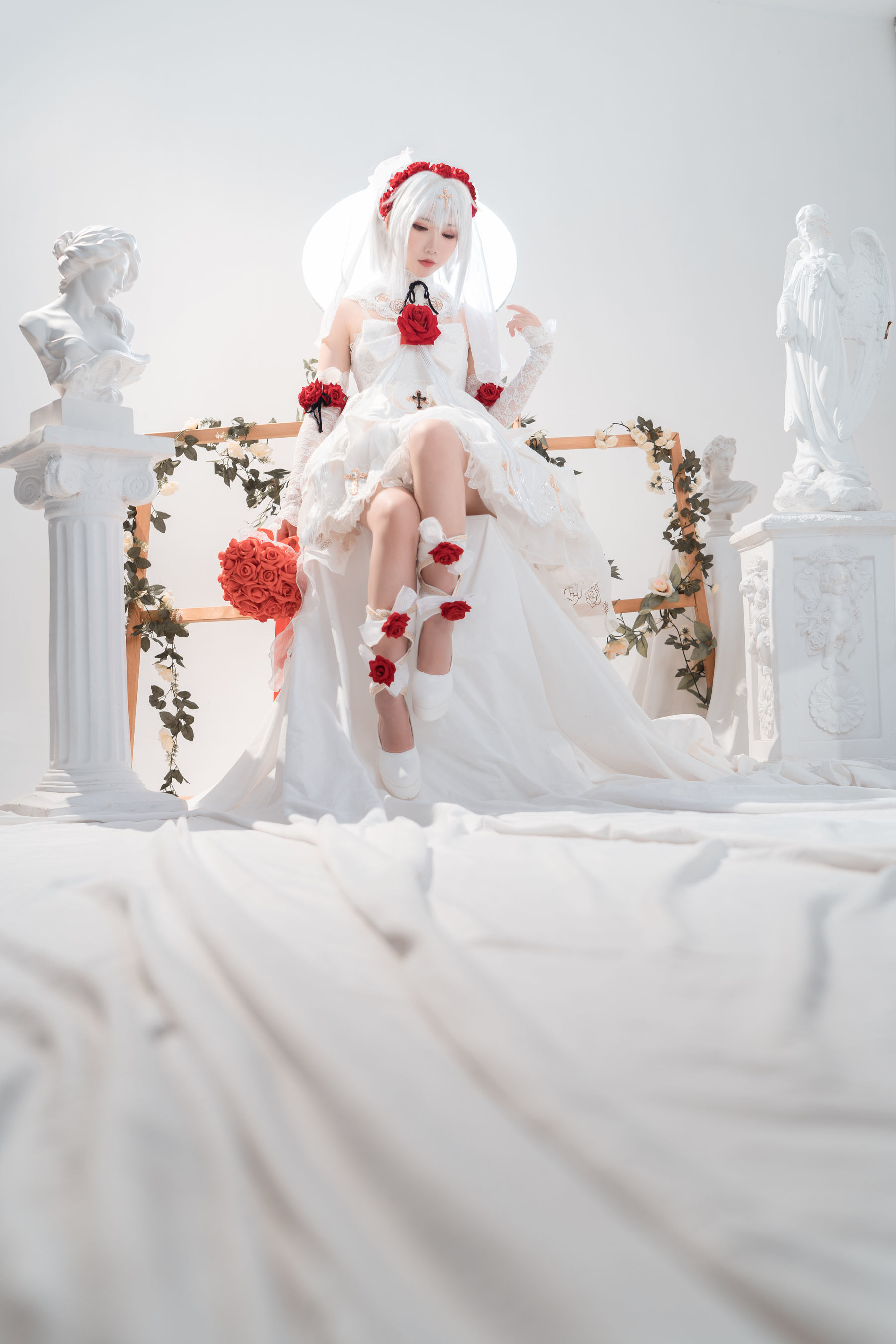 可爱人气Coser面饼仙儿 – 德丽莎婚纱 [13P]