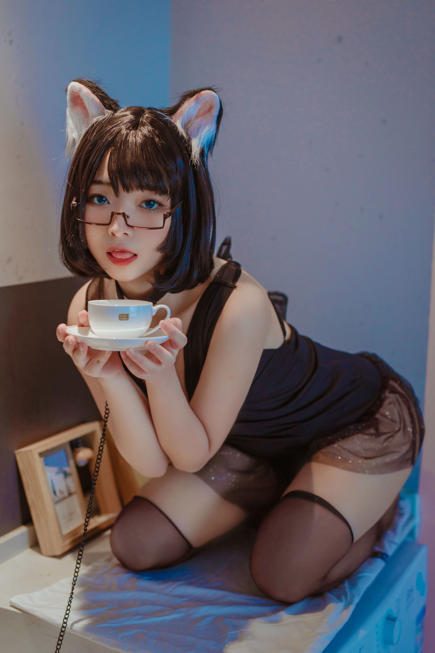 yuuhui玉汇 – 猫猫头黑裙子 [10P]