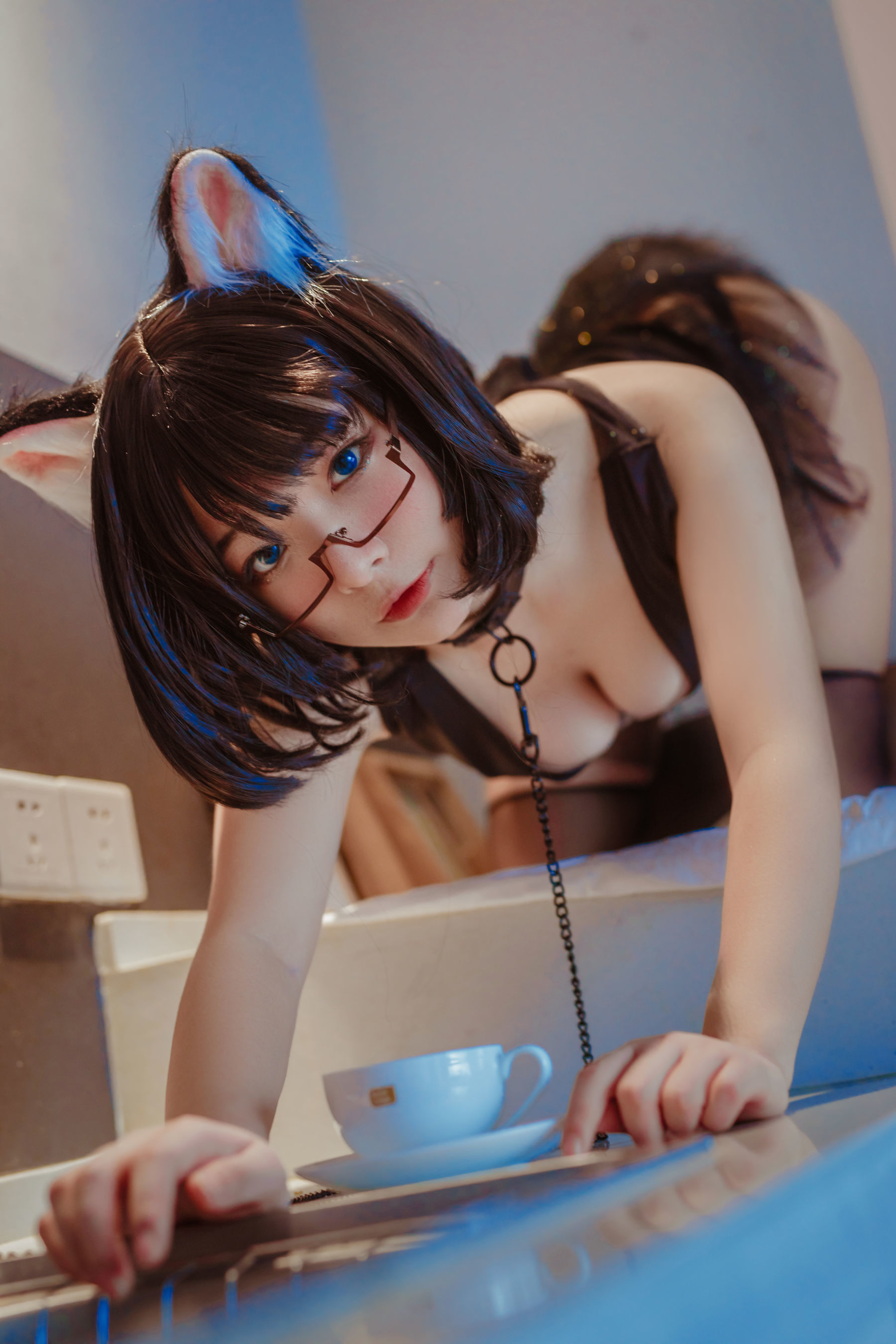 yuuhui玉汇 – 猫猫头黑裙子 [10P]