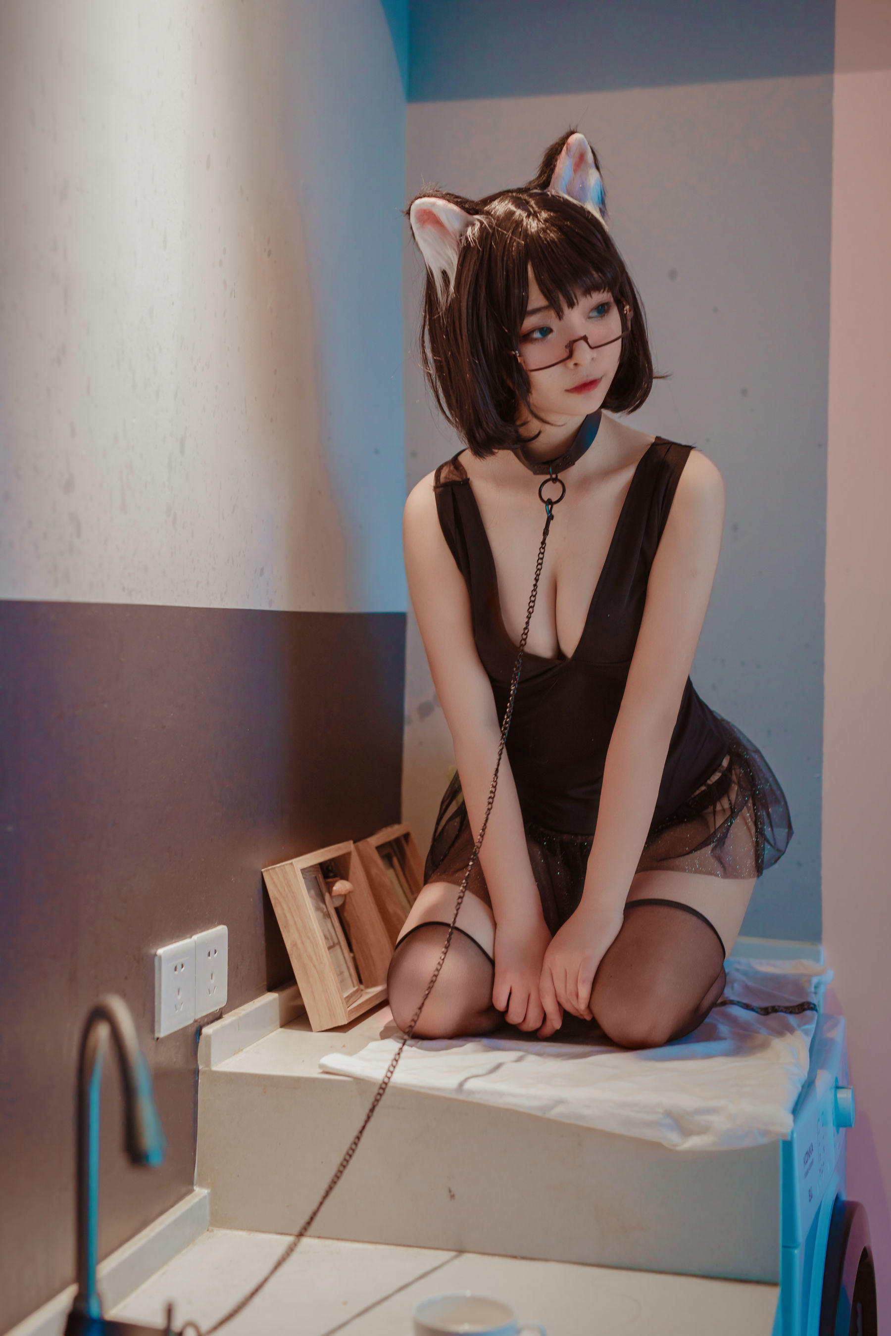 yuuhui玉汇 – 猫猫头黑裙子 [10P]