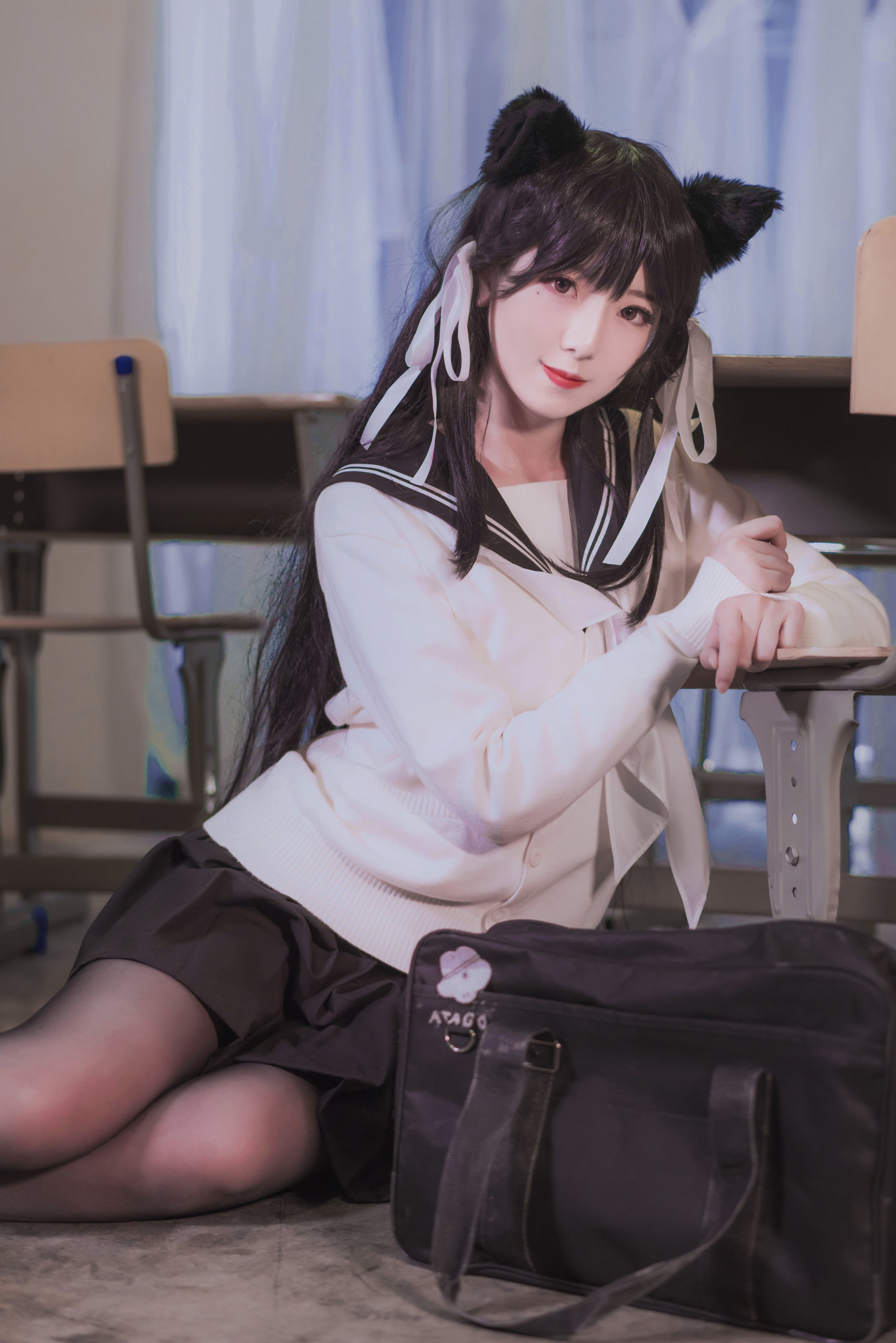 小姐姐弥音音ww 爱宕校服 [11P]