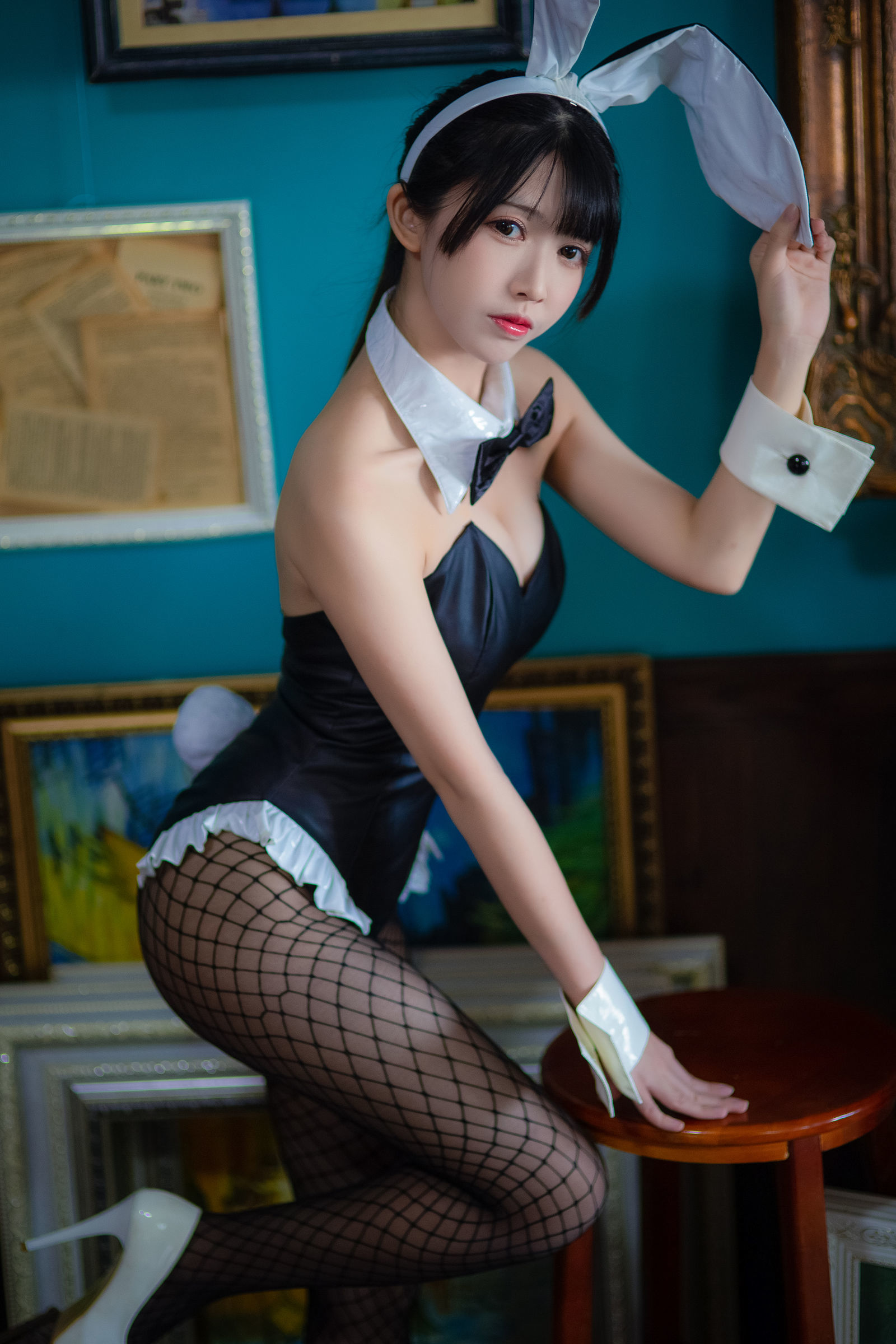 [萝莉COS] 鳗鱼霏儿 – 加藤惠 兔女郎 [25P]