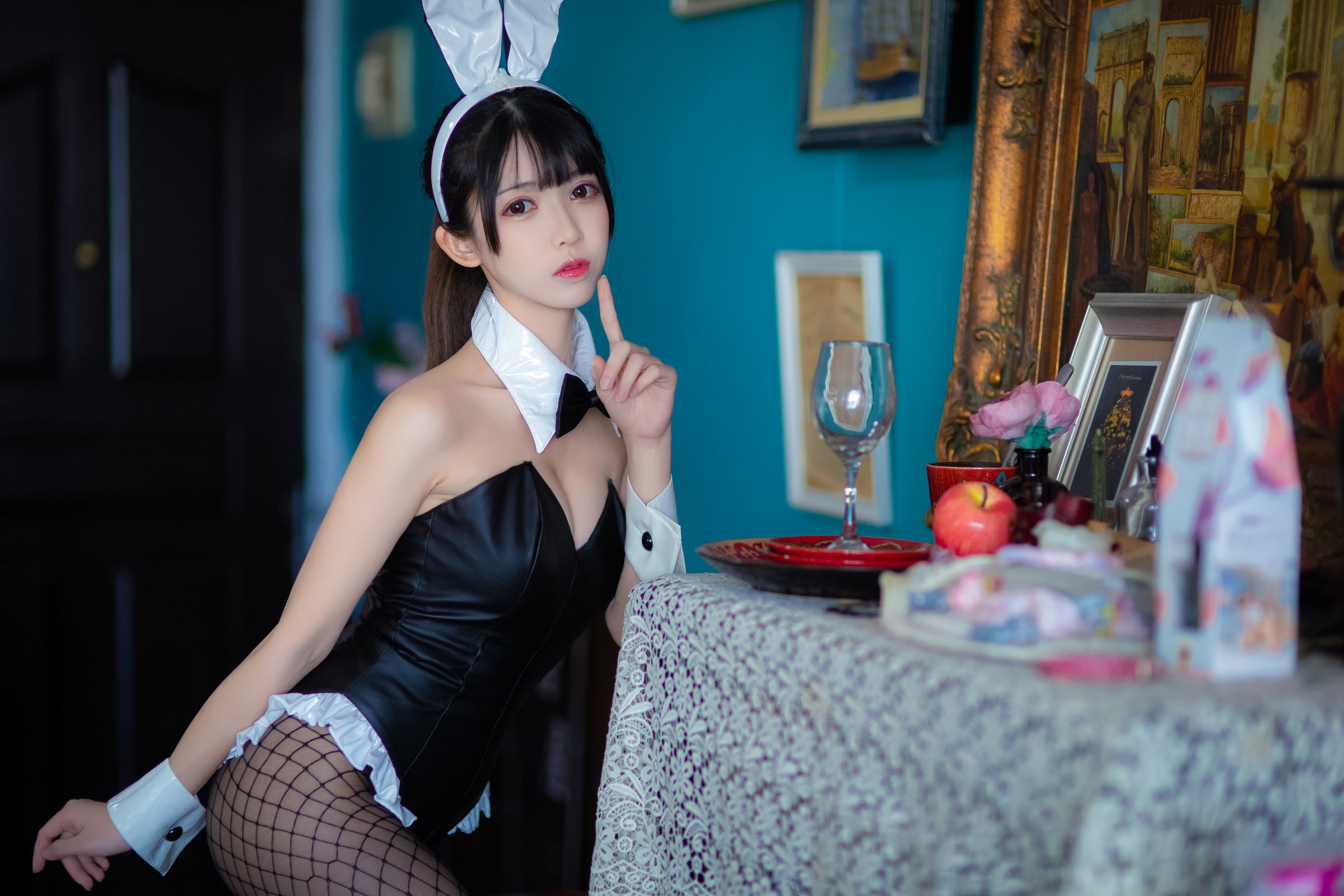 [萝莉COS] 鳗鱼霏儿 – 加藤惠 兔女郎 [25P]