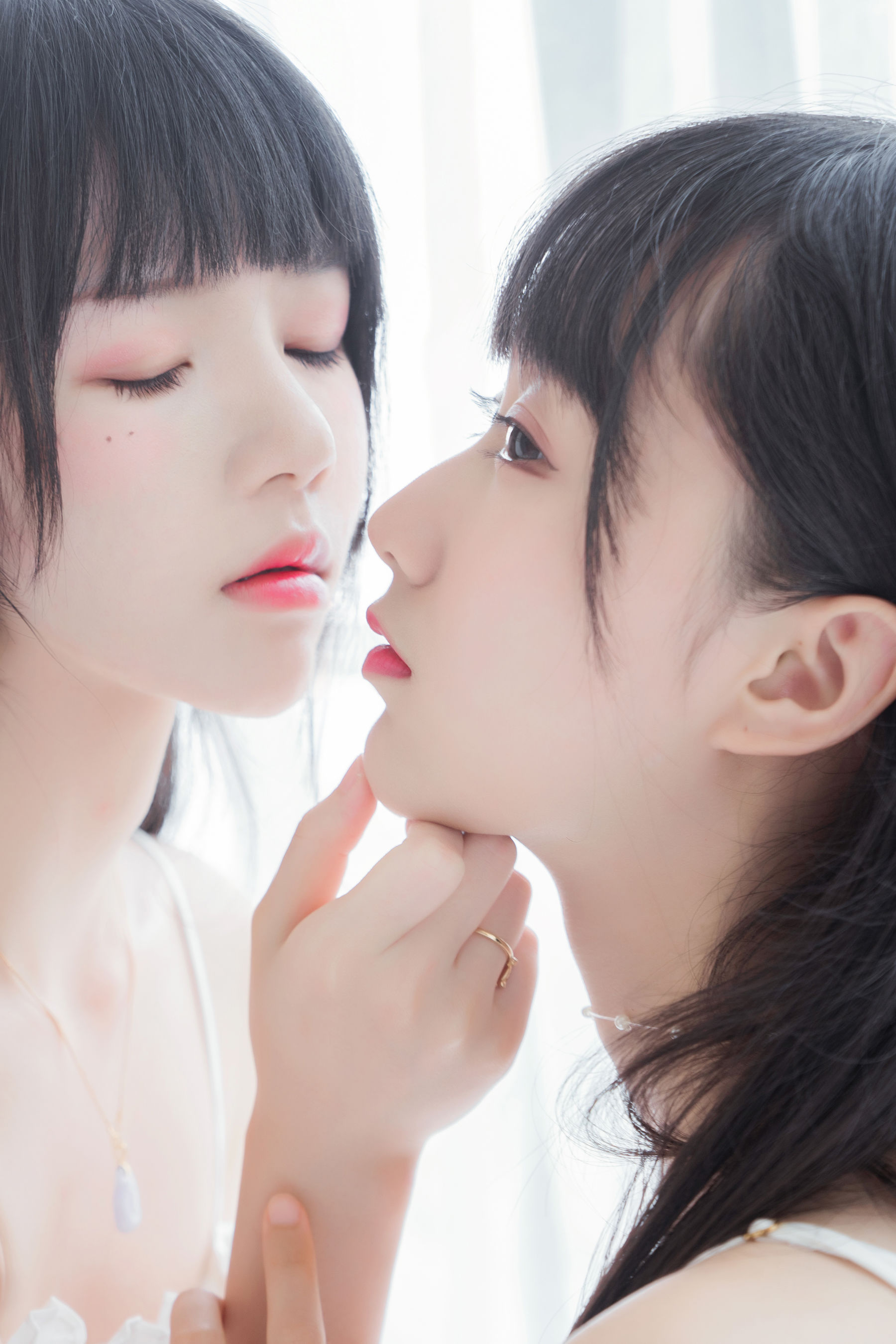 萌系小姐姐木绵绵OwO&桜桃喵 朝(白裙×白裙) [58P]