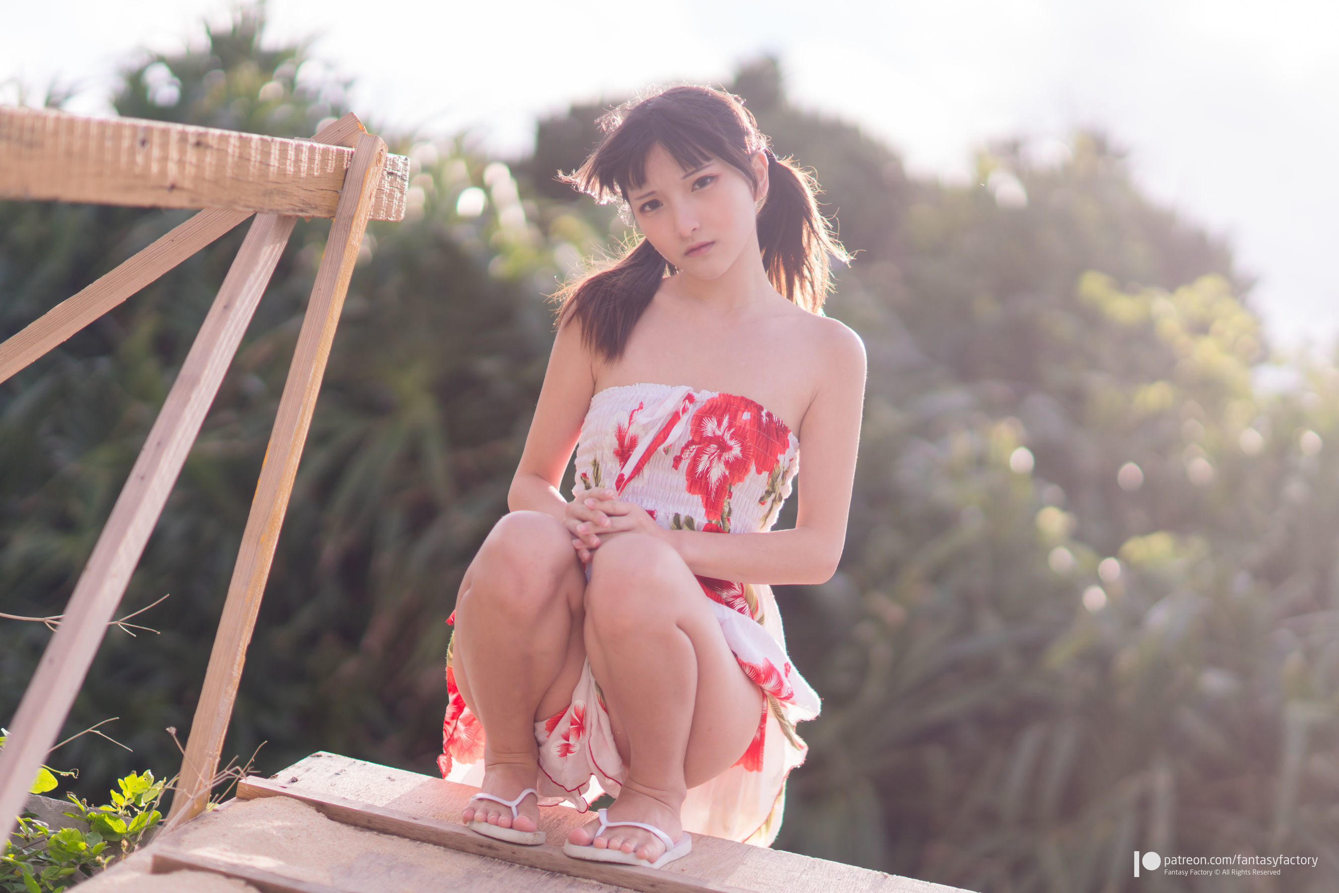 [Fantasy Factory] 小丁Cosplay – 居家 沙滩 浴室 [33P]
