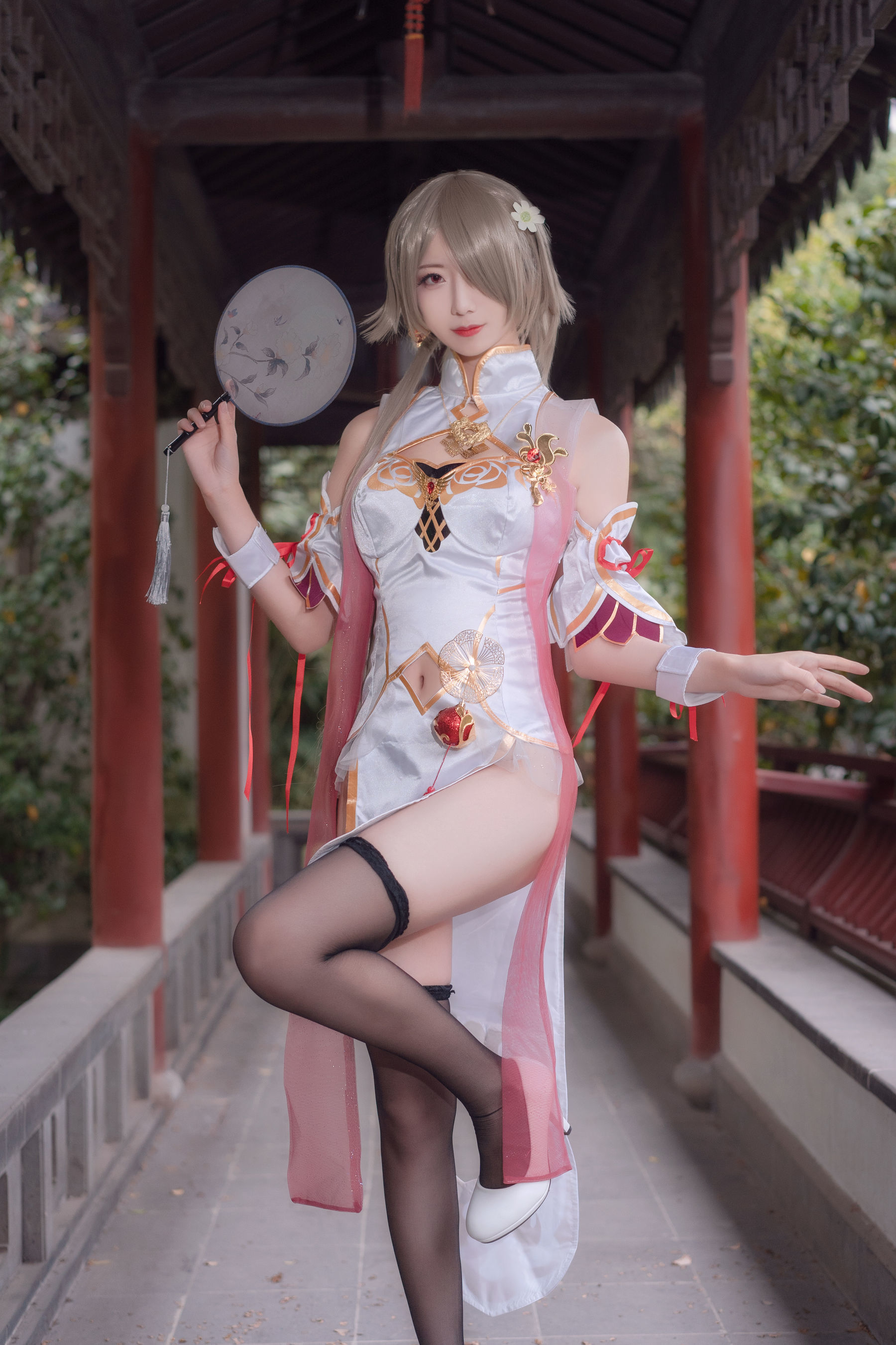 小姐姐弥音音ww 浣溪沙 [18P]