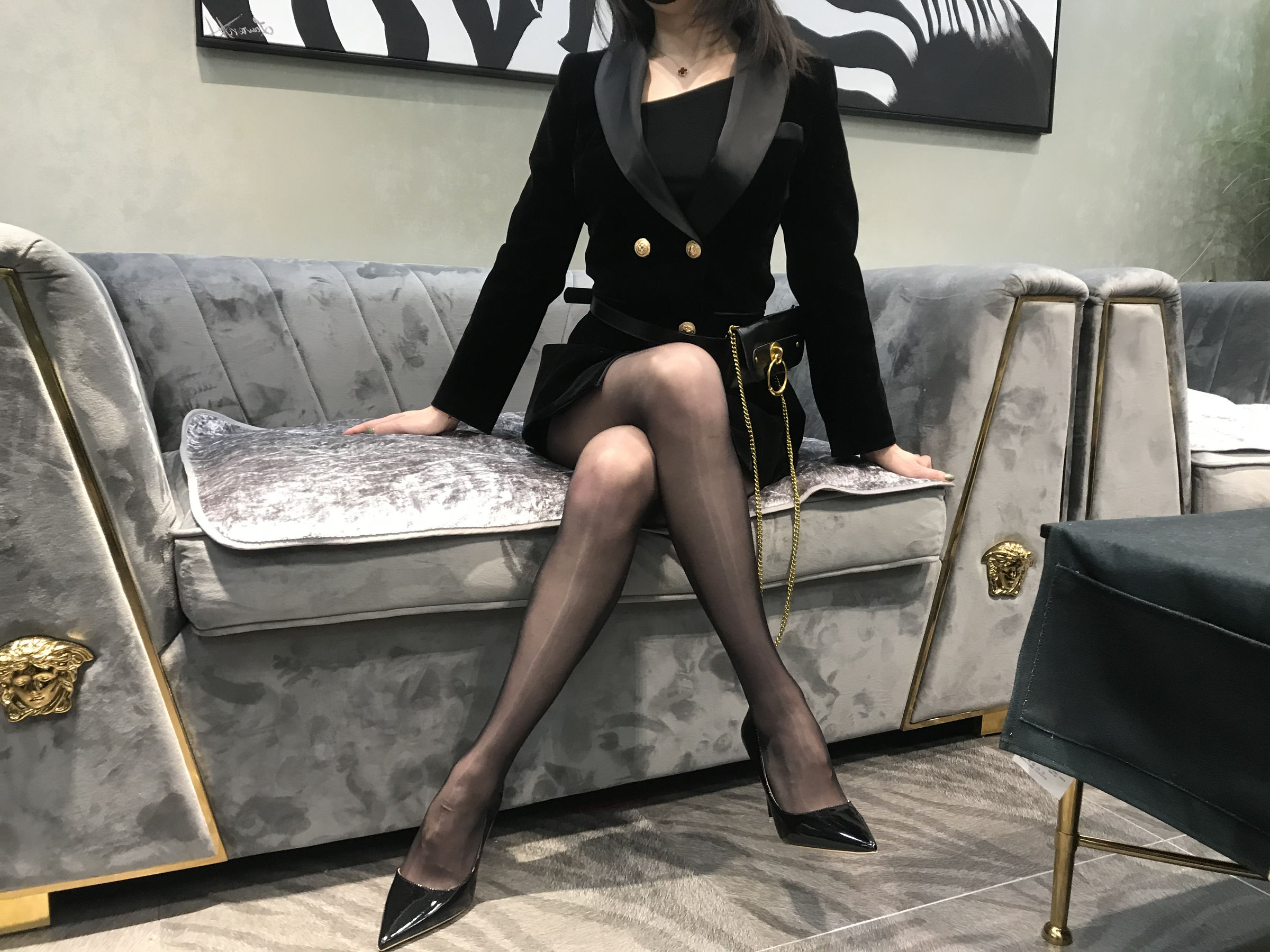 丝足博主麋鹿_Monroe 2020.03.15 会所黑丝 [18P]