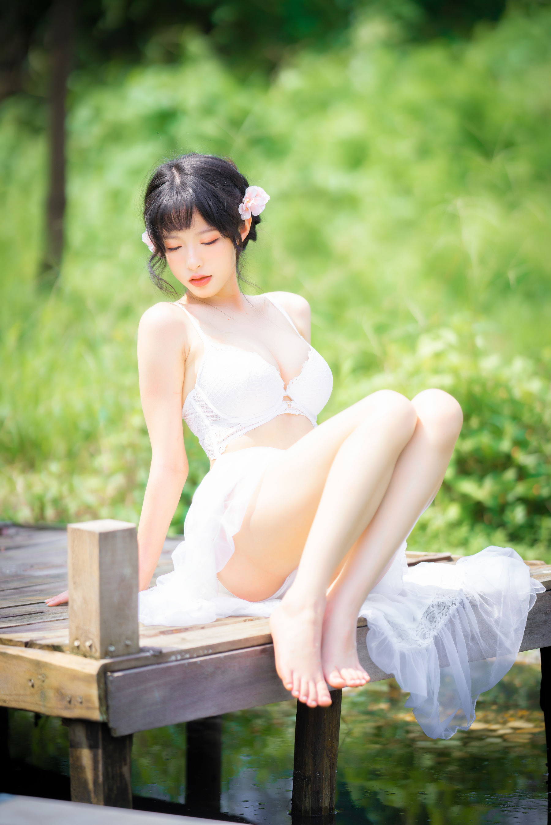 尤物清水由乃 – 蕾丝花园 [34P]