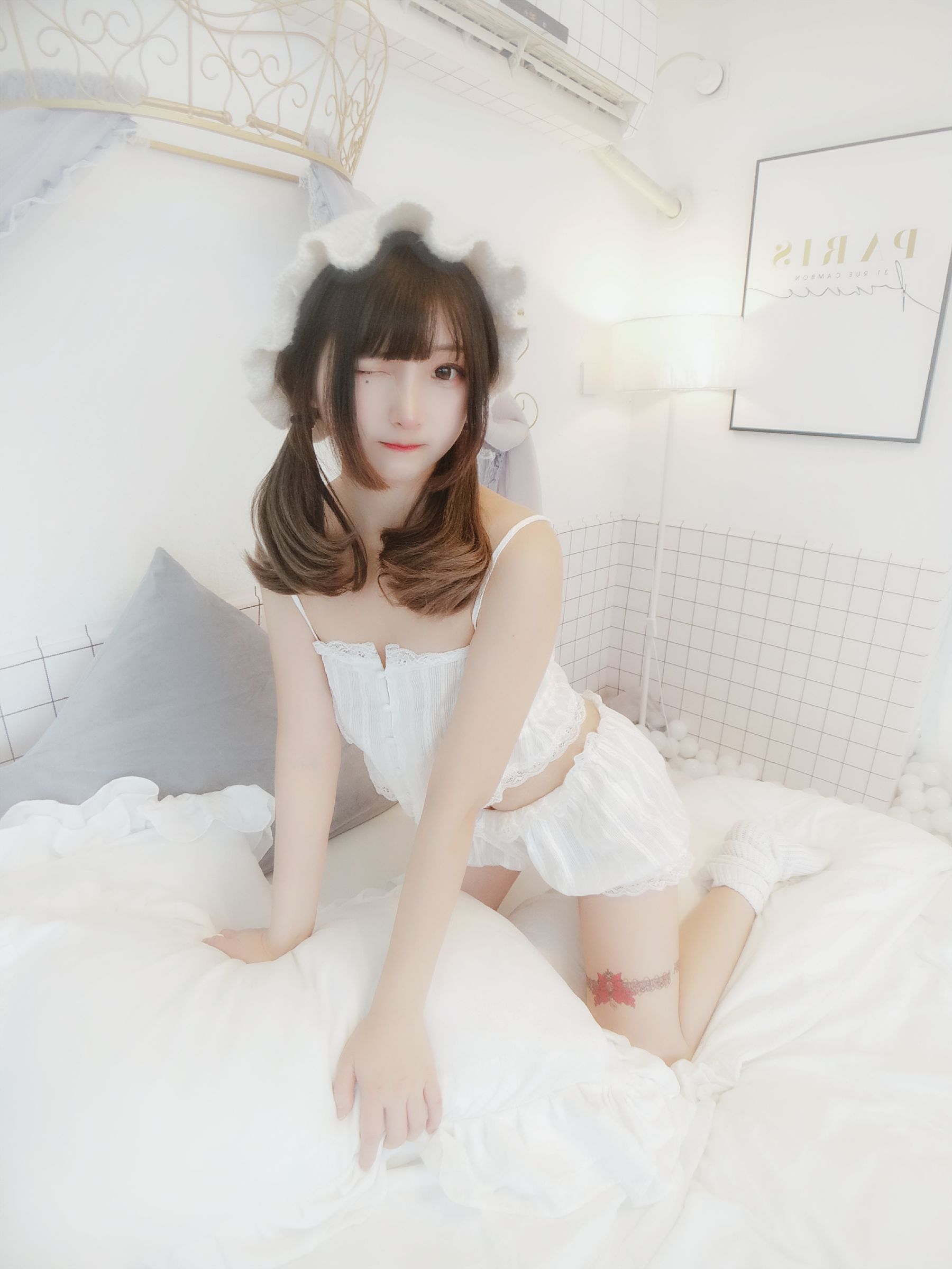 [Cosplay写真] 二次元美女古川kagura – 少女睡衣 [16P]